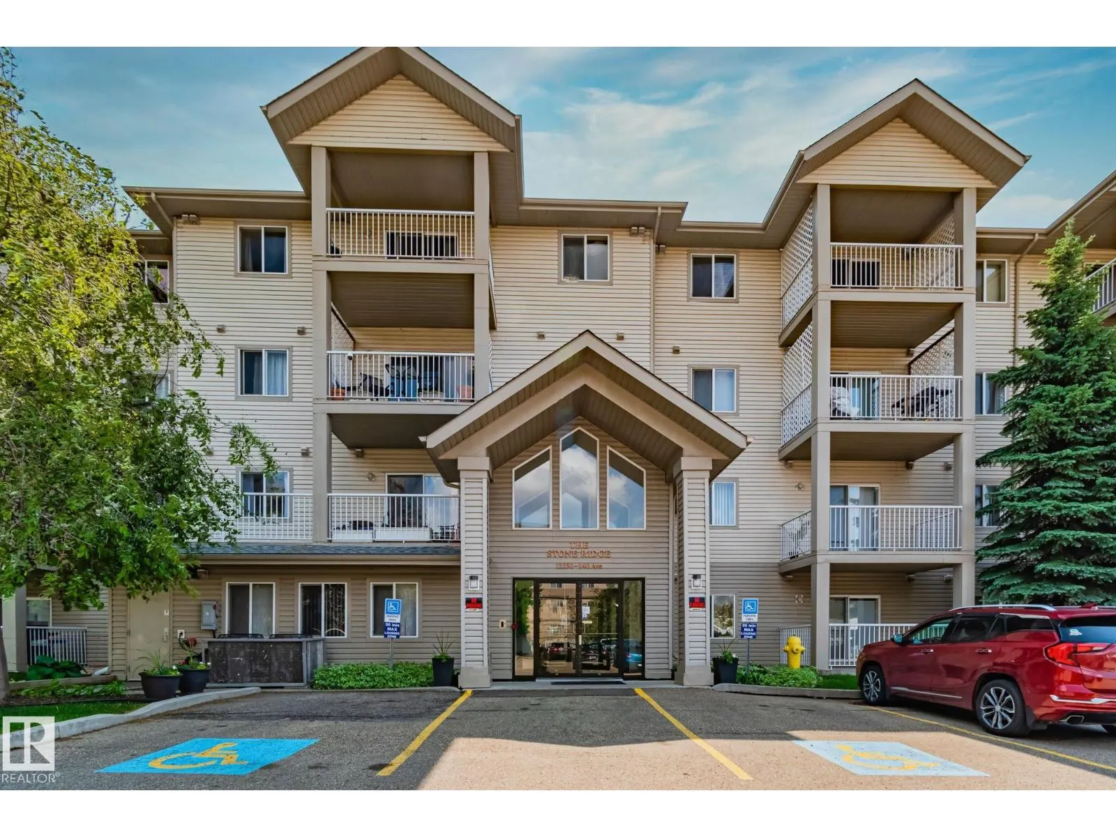 #212 12550 140 AV NW