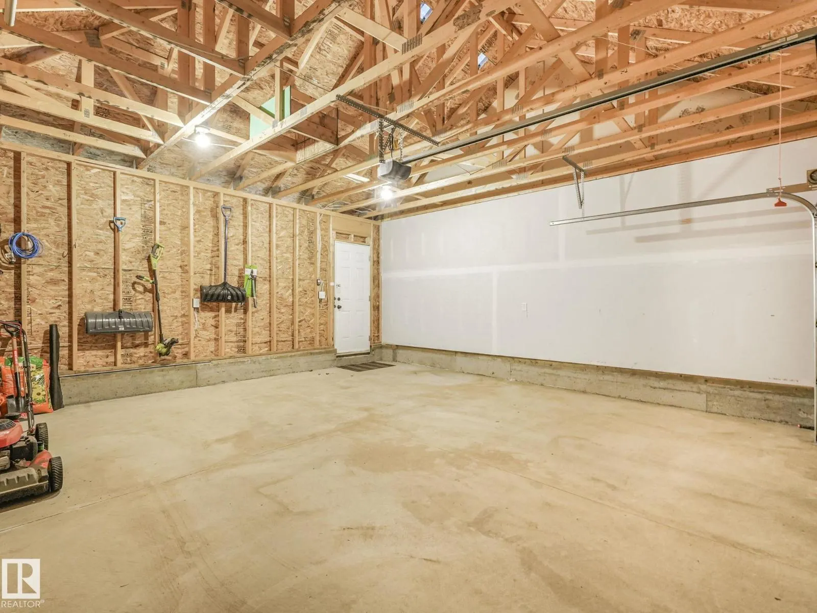 179 ALLARD WY
