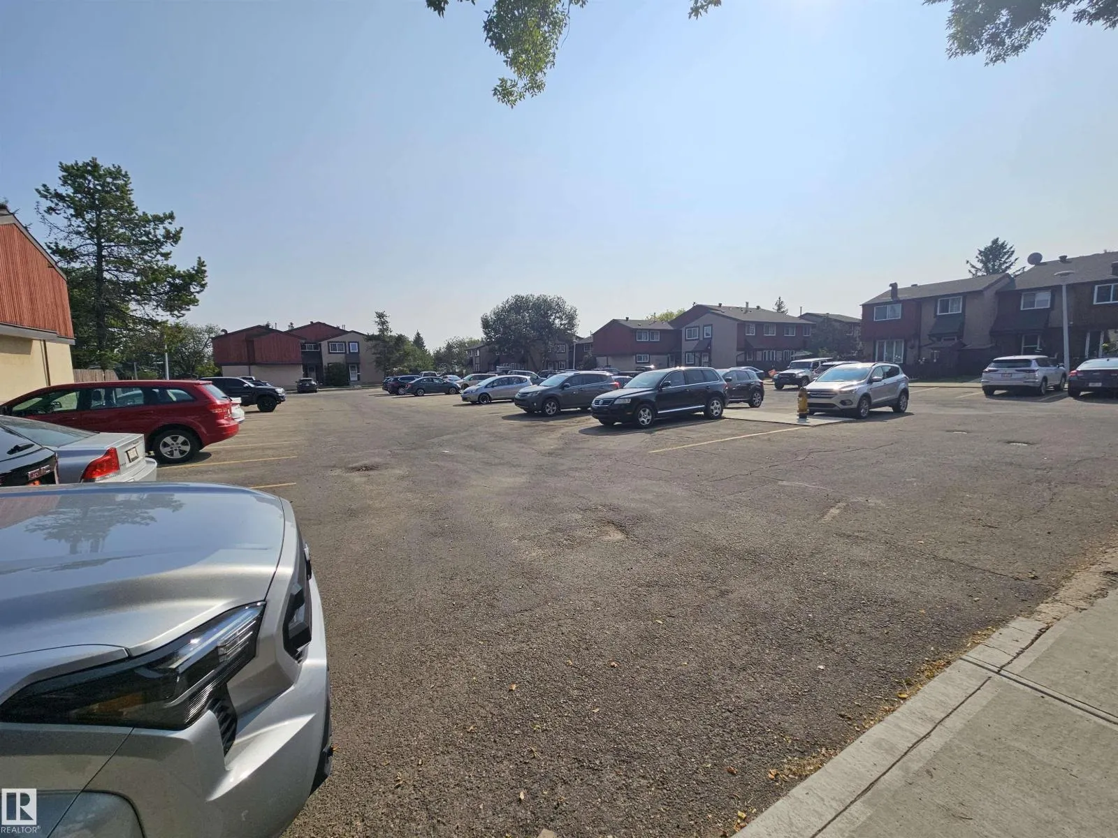 18277 84 AV NW