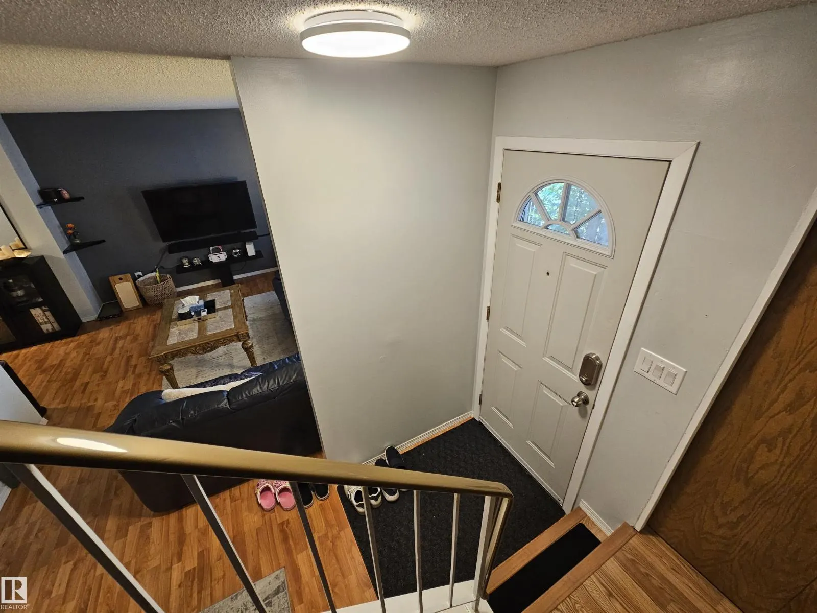 18277 84 AV NW