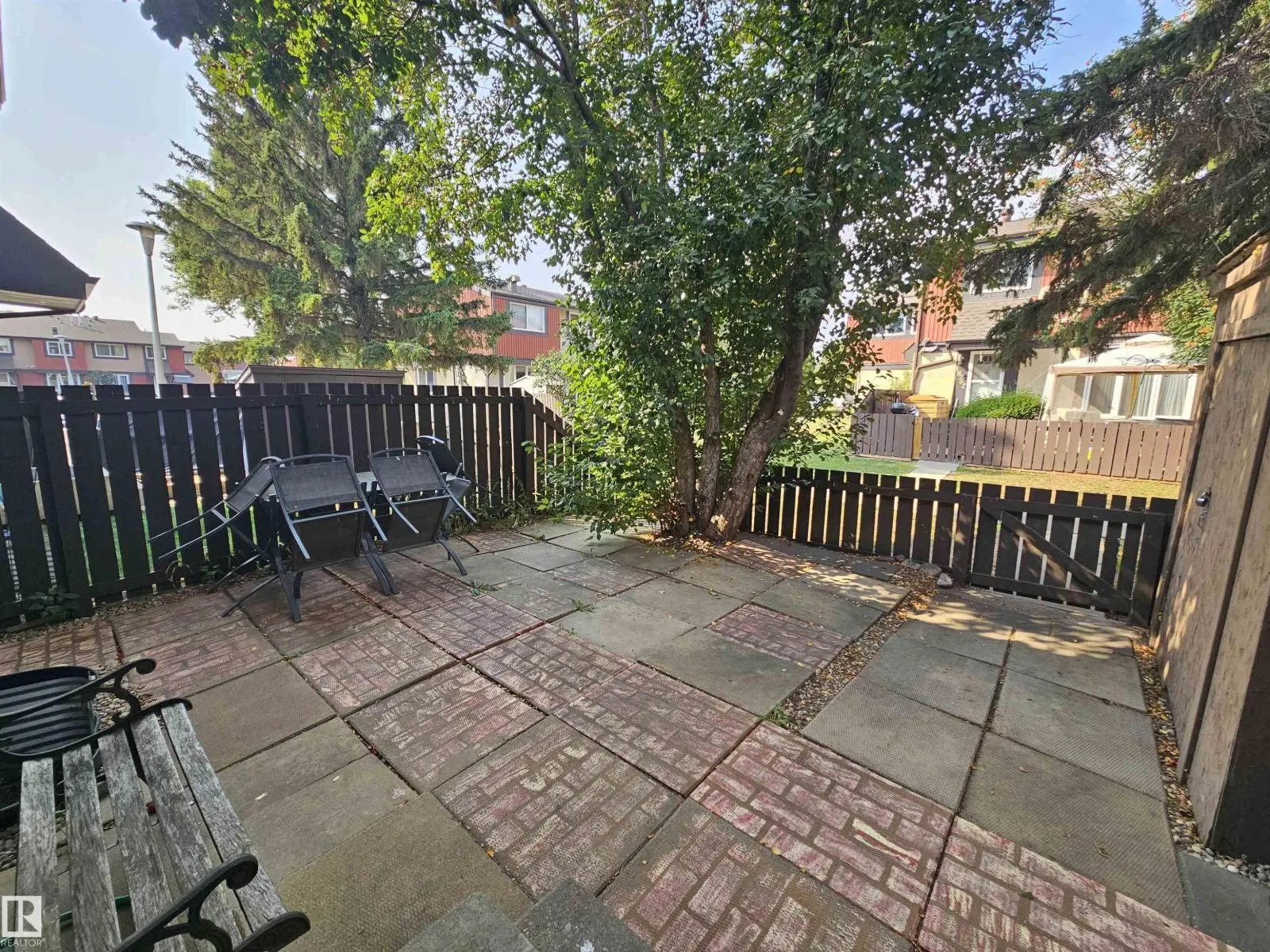 18277 84 AV NW