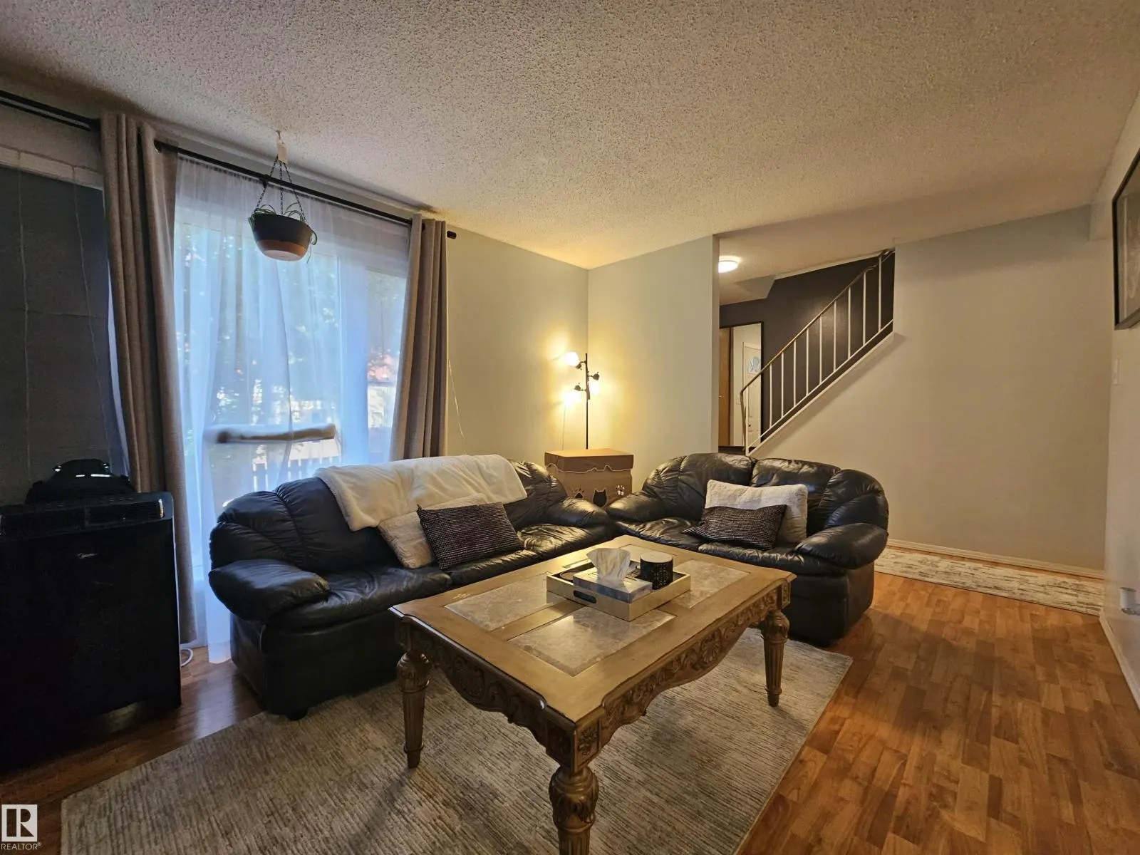 18277 84 AV NW