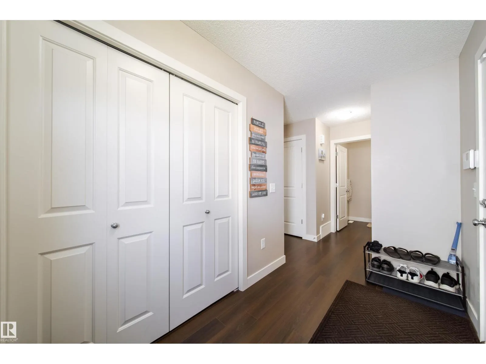 1107 33A ST NW