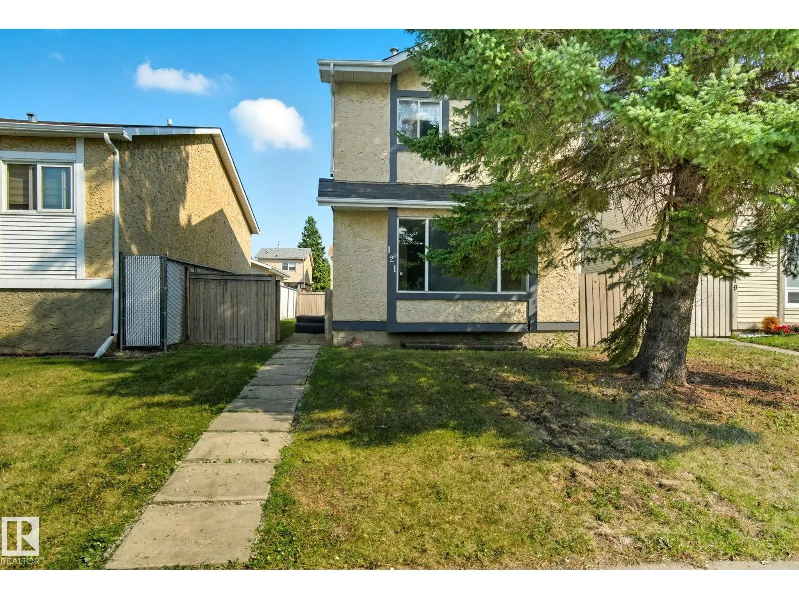 121 KIRKWOOD WY NW