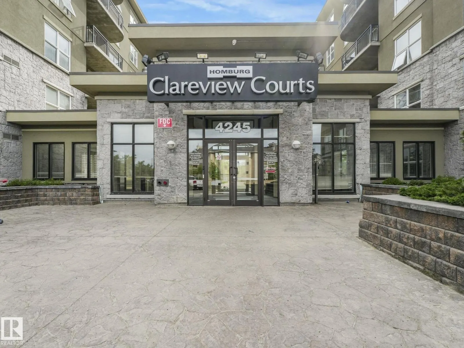 #2-116 4245 139 AV NW