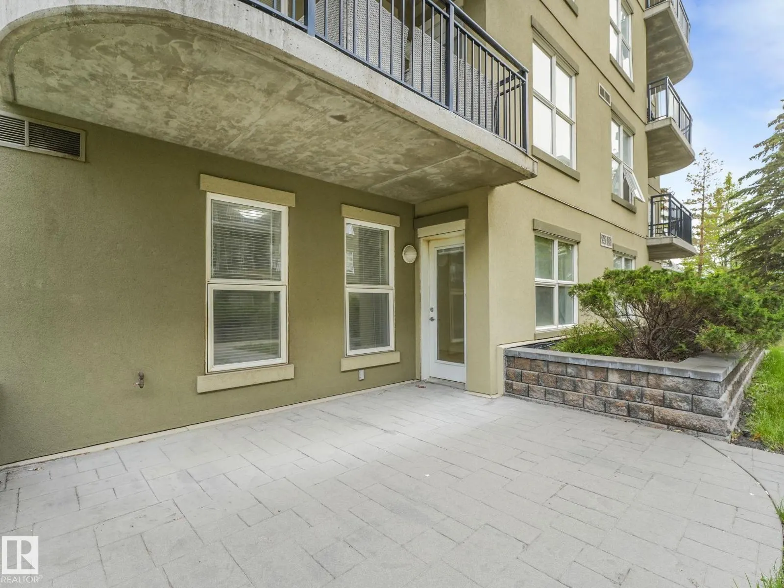 #2-116 4245 139 AV NW