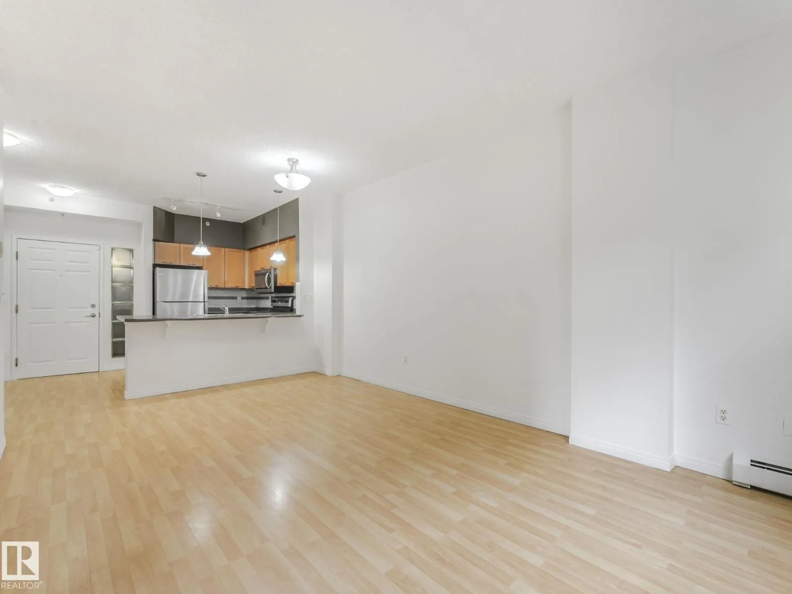#2-116 4245 139 AV NW