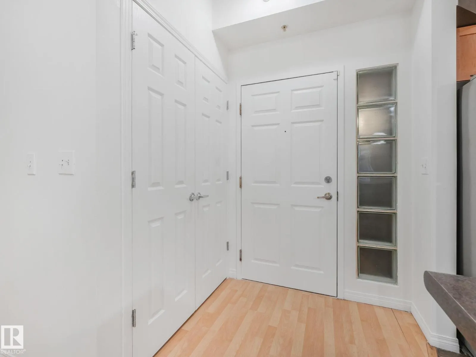 #2-116 4245 139 AV NW