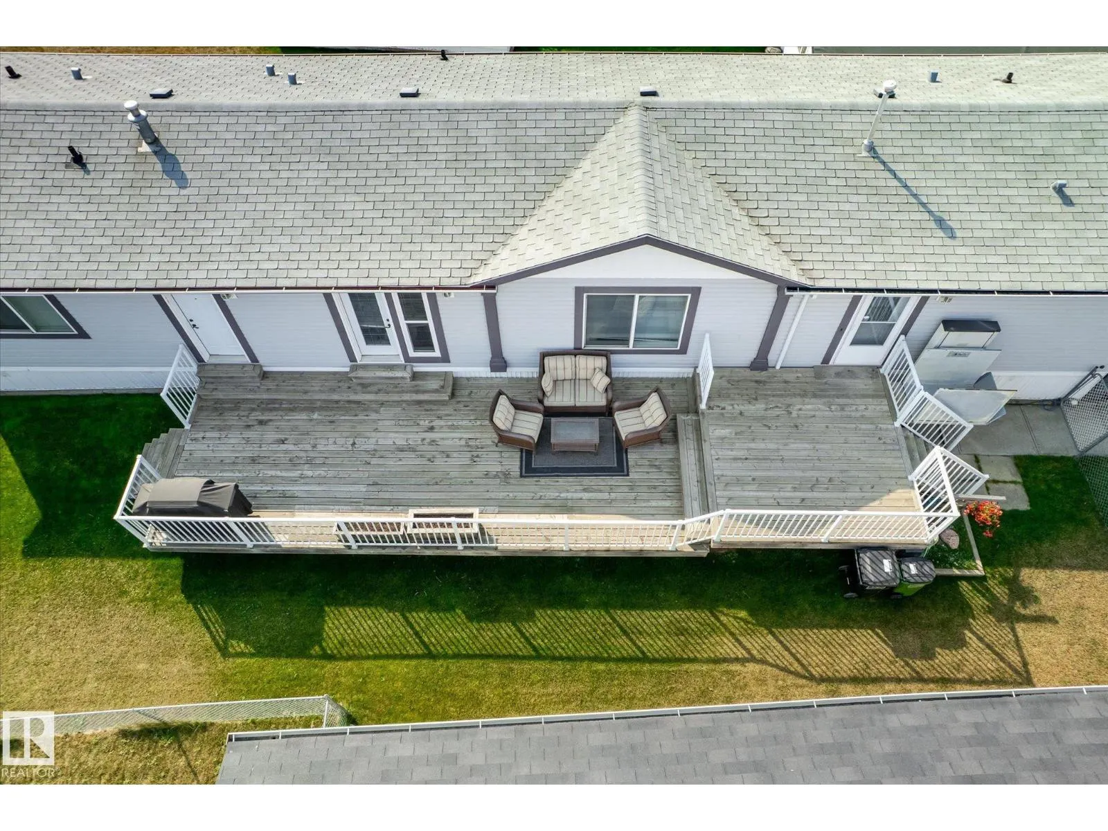 251 Oak Wood DR NW