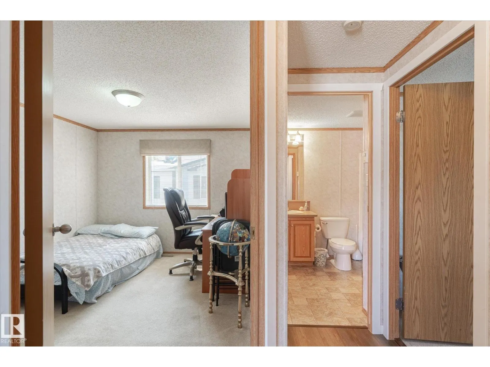 251 Oak Wood DR NW
