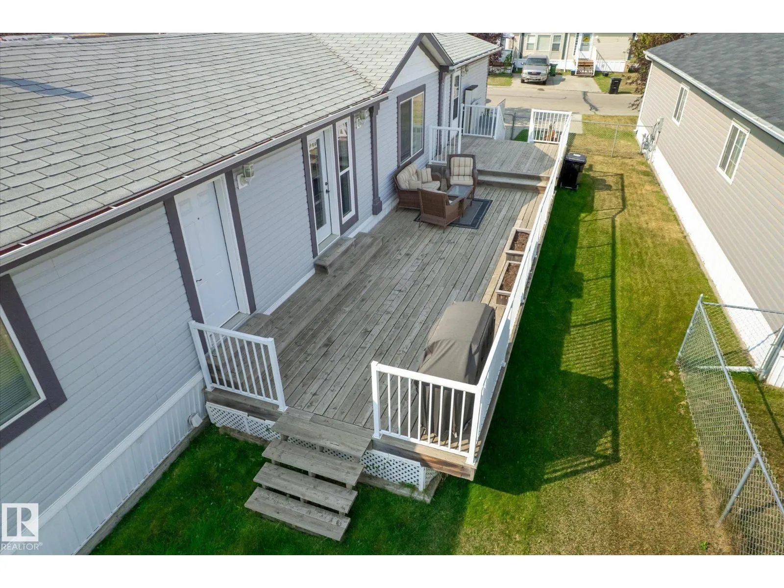 251 Oak Wood DR NW