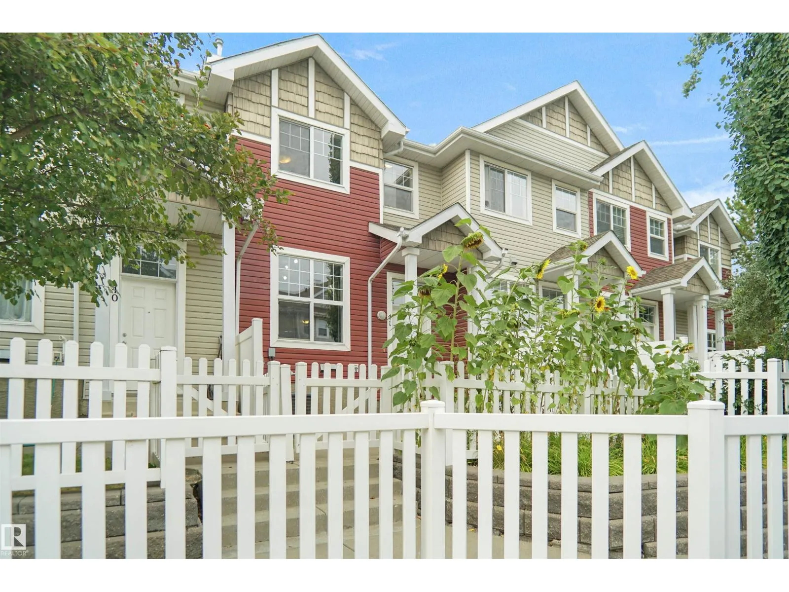 #41 5604 199 ST NW