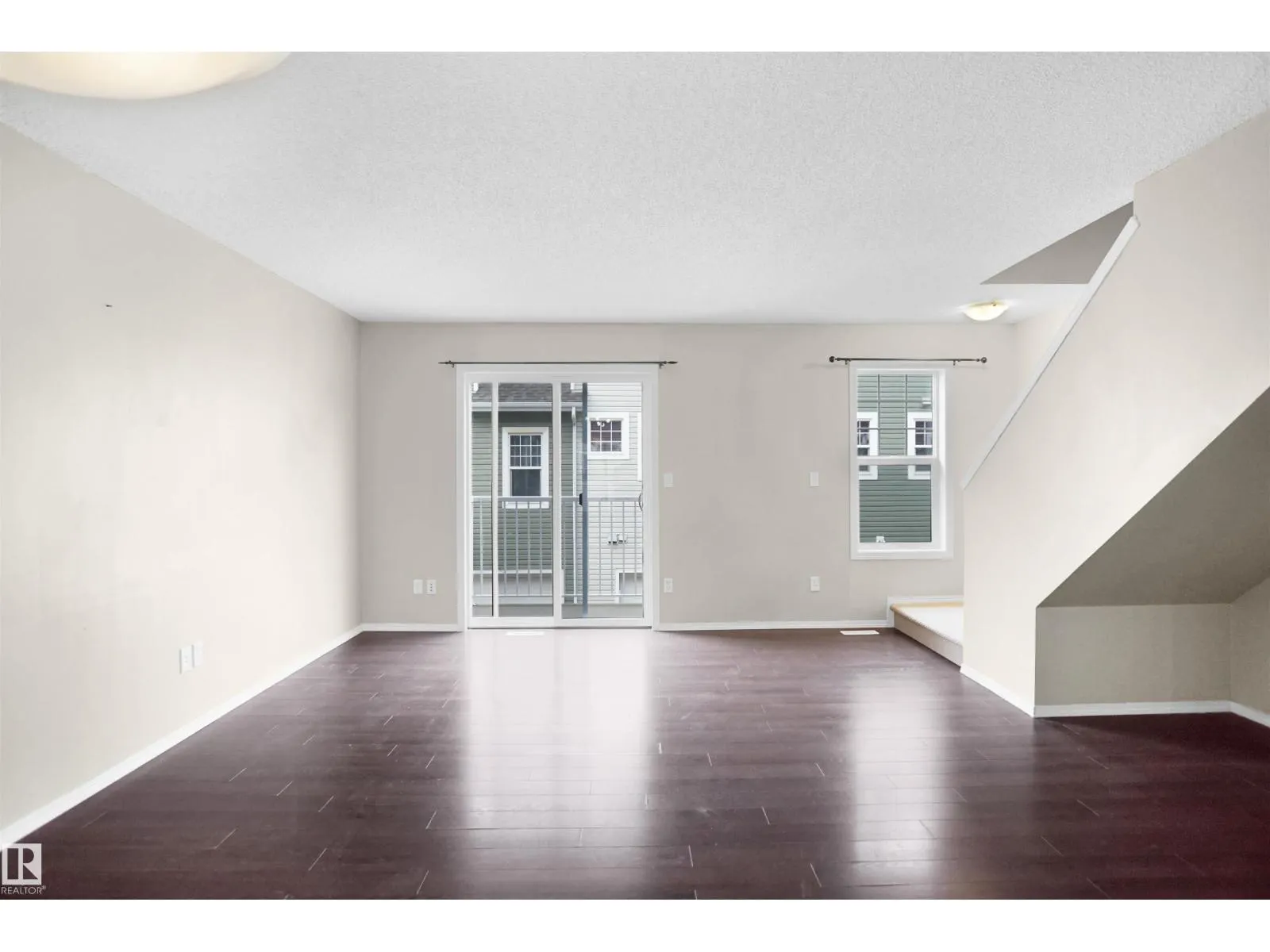 #41 5604 199 ST NW
