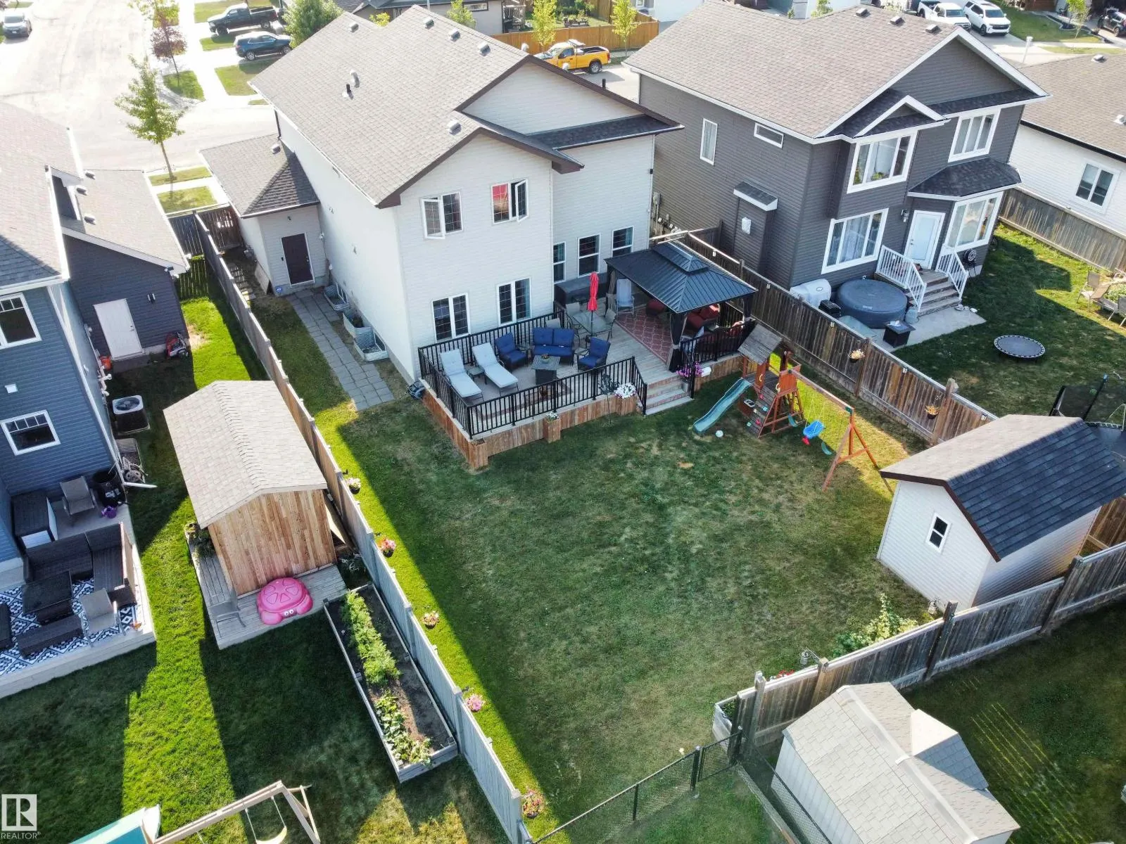 10421 97 ST