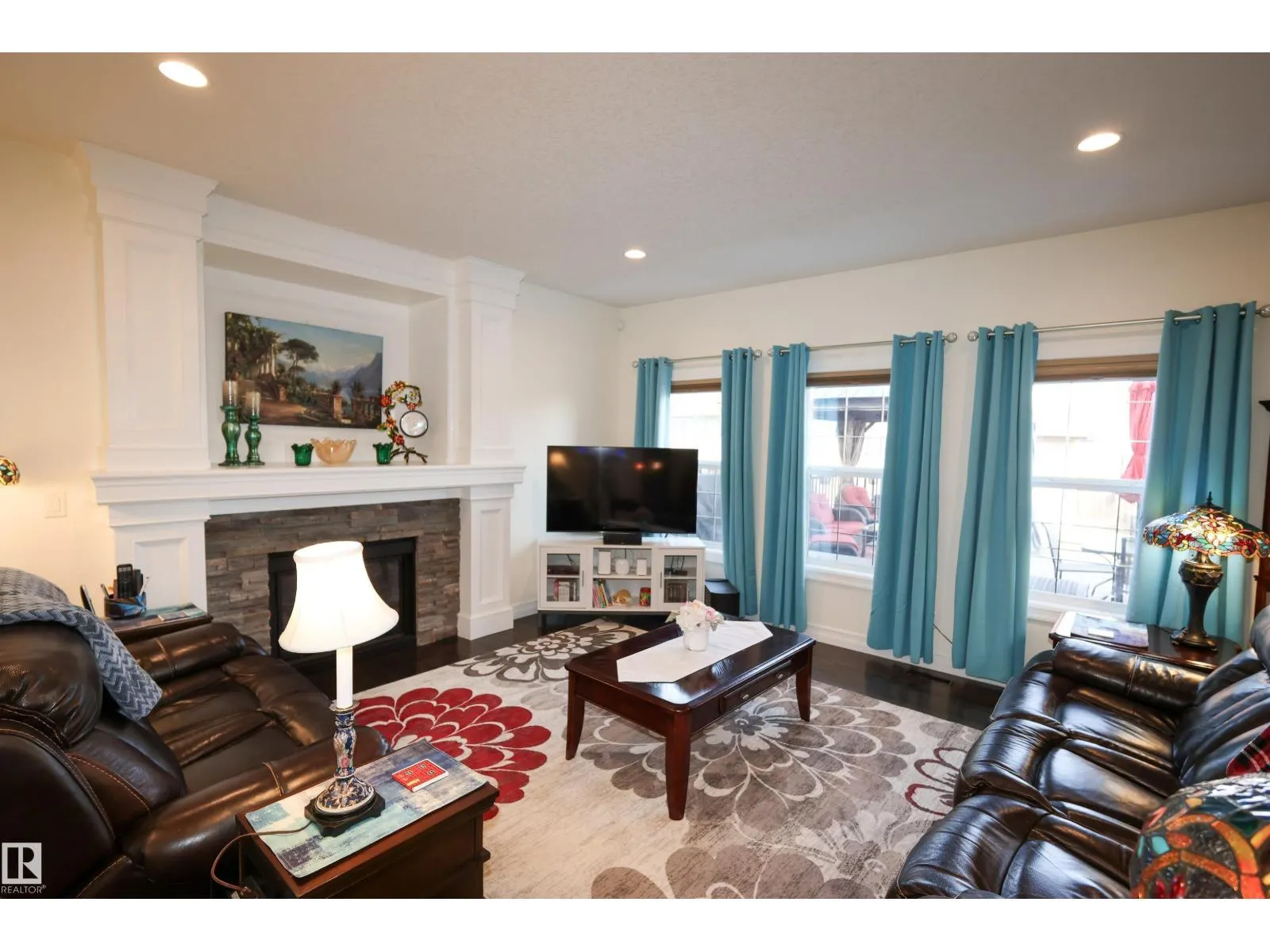 10421 97 ST