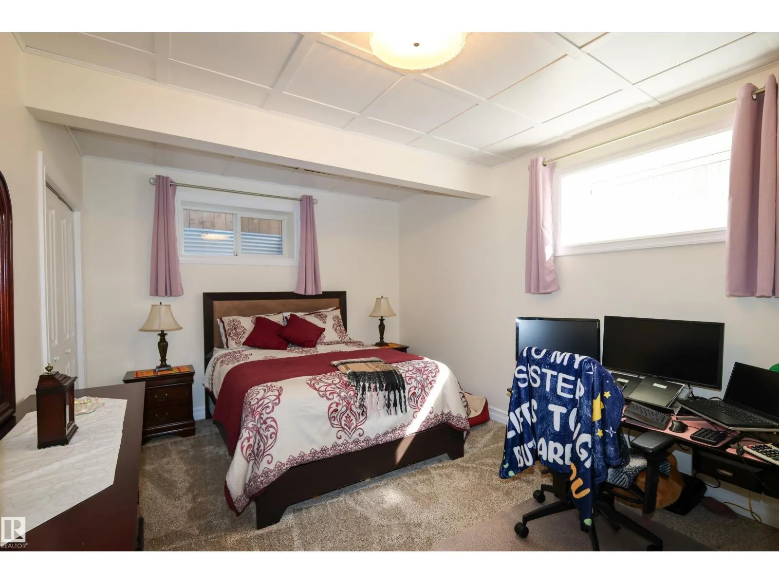 10421 97 ST