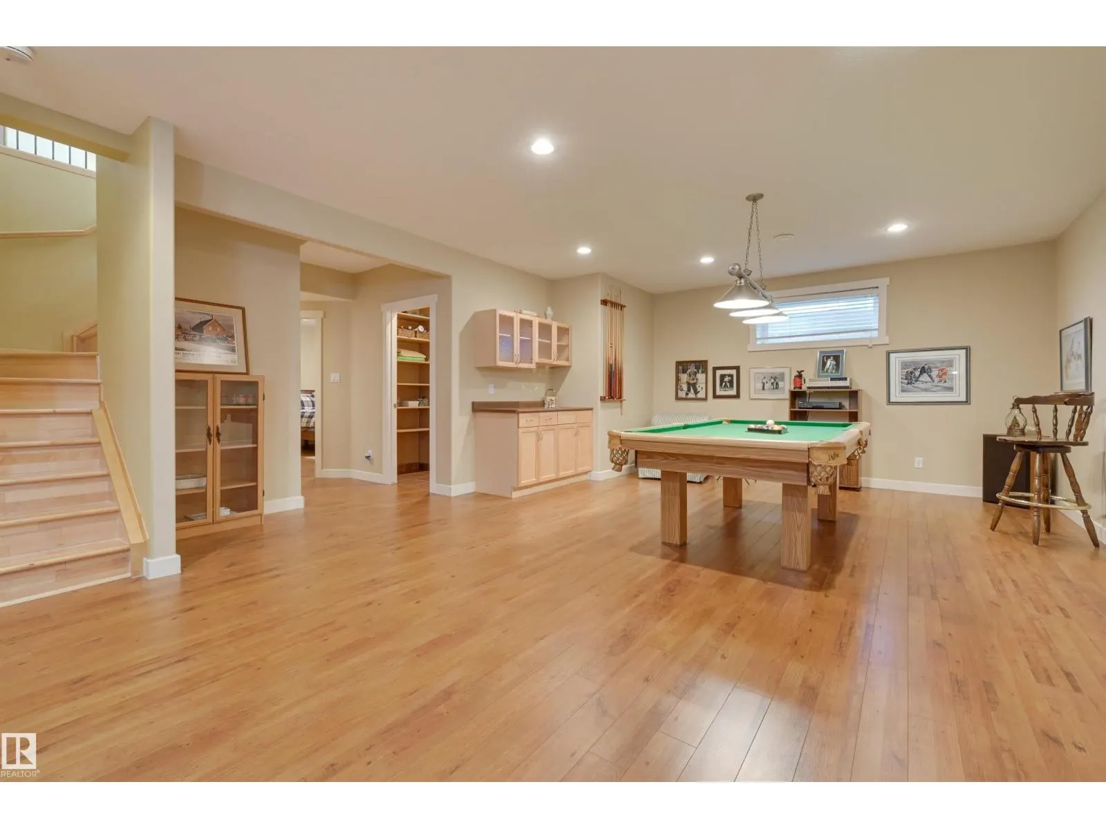 939 HALIBURTON RD NW