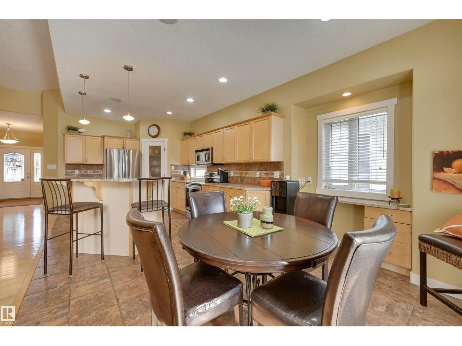 939 HALIBURTON RD NW