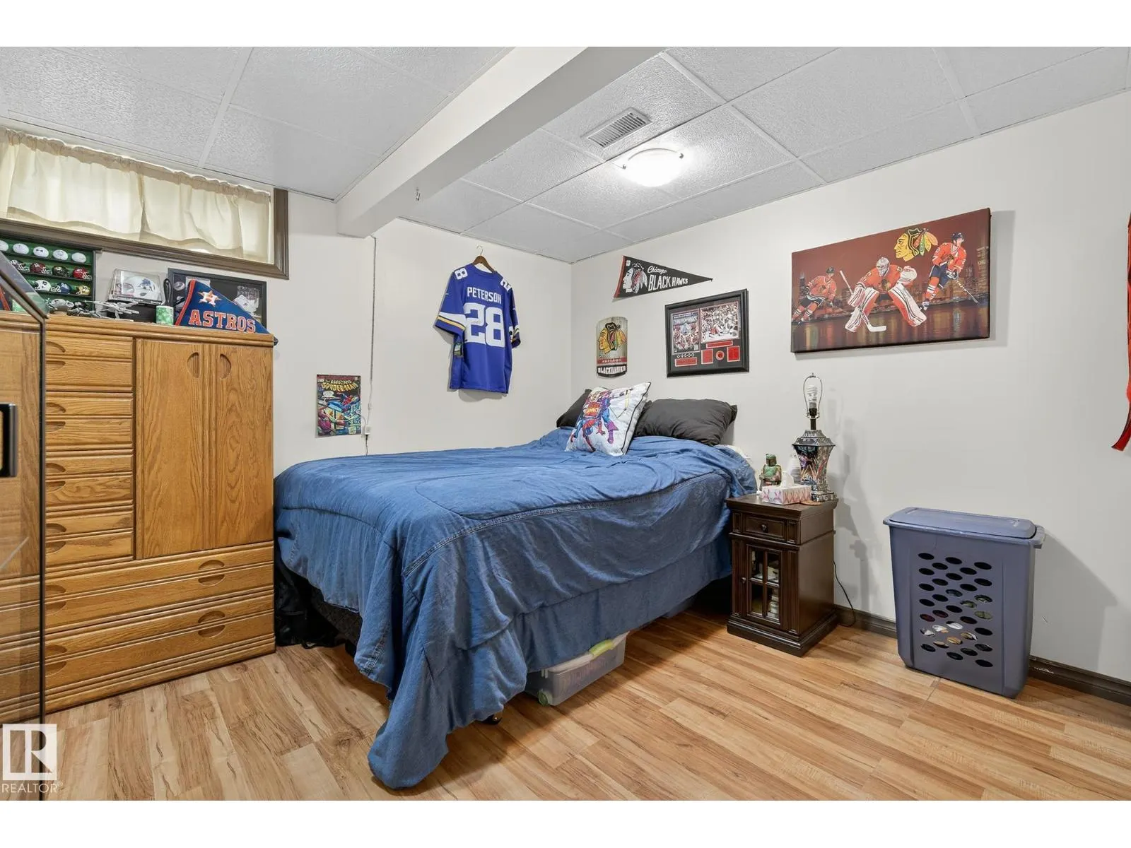 4 FINCH CR