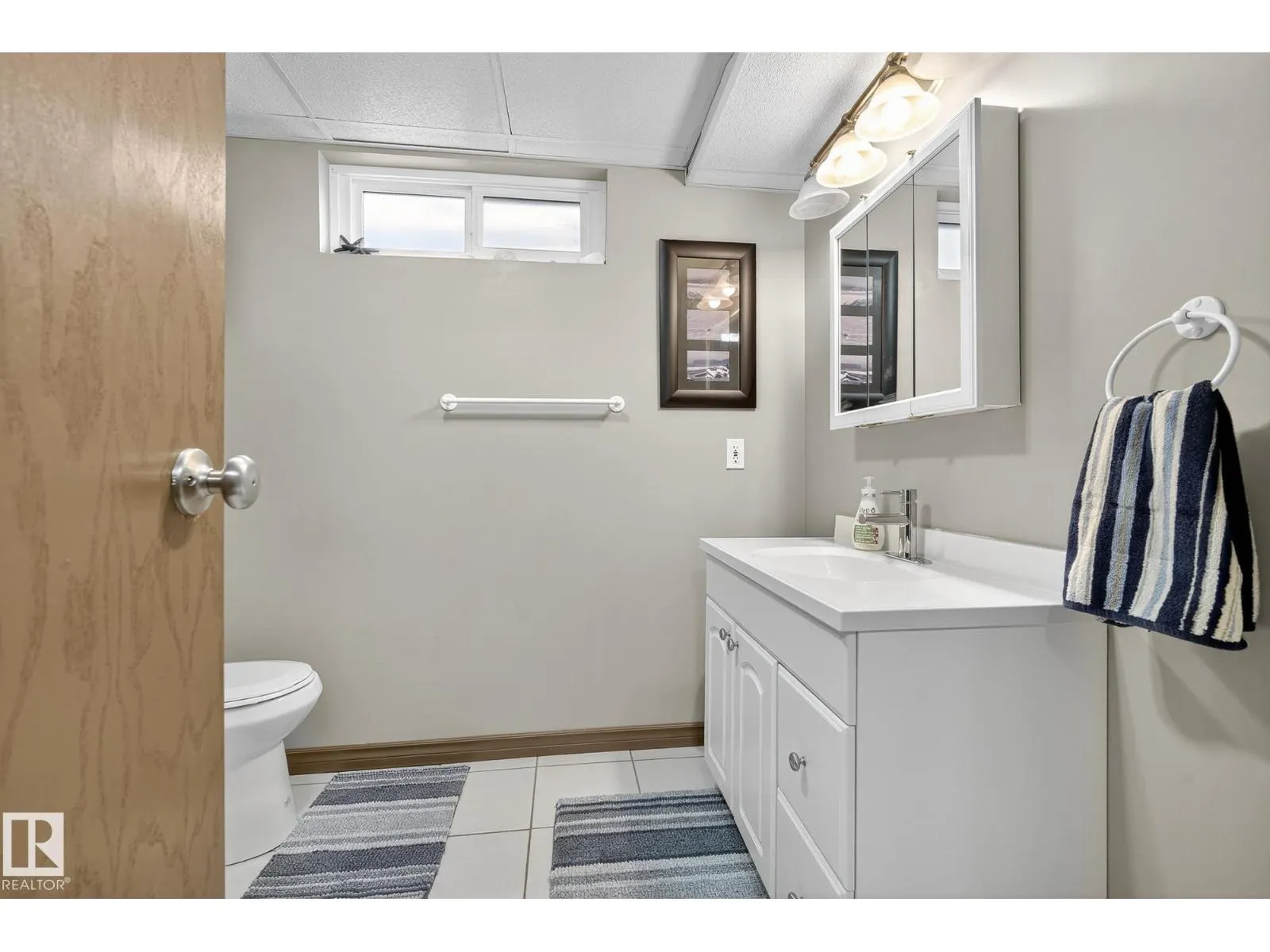 4 FINCH CR