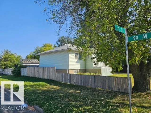 8955 151 ST NW