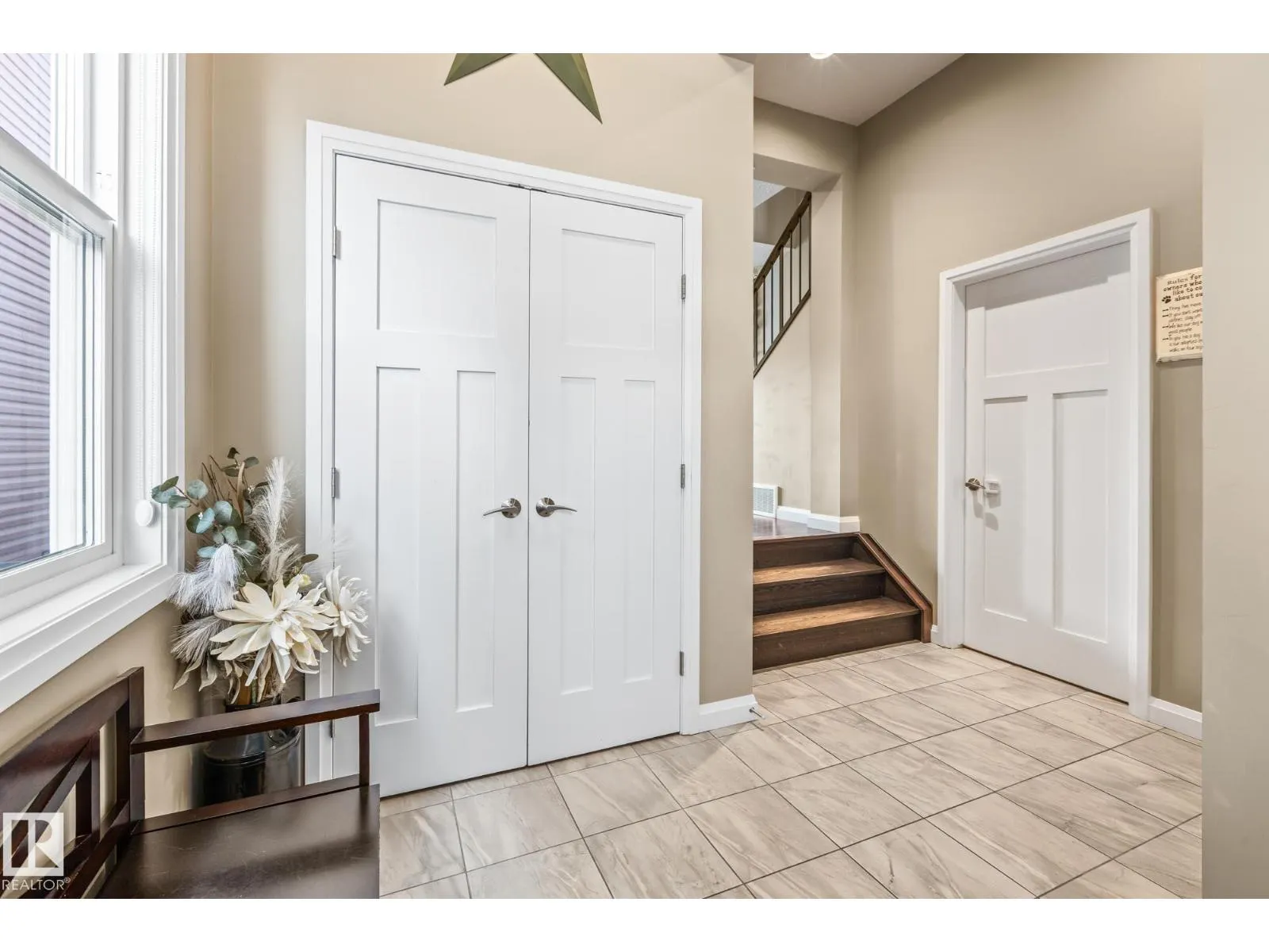 100 SHEPPARD WY