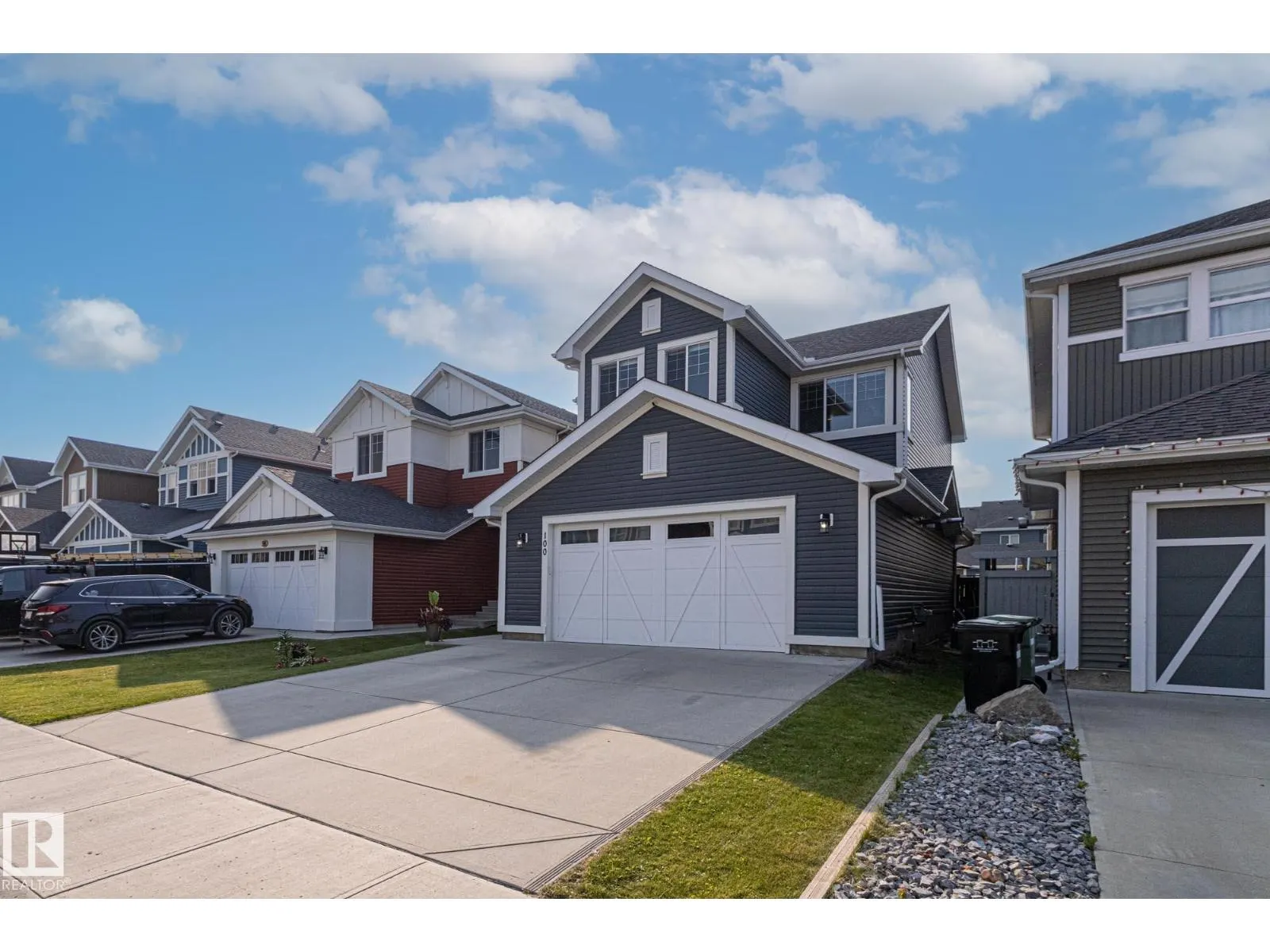 100 SHEPPARD WY