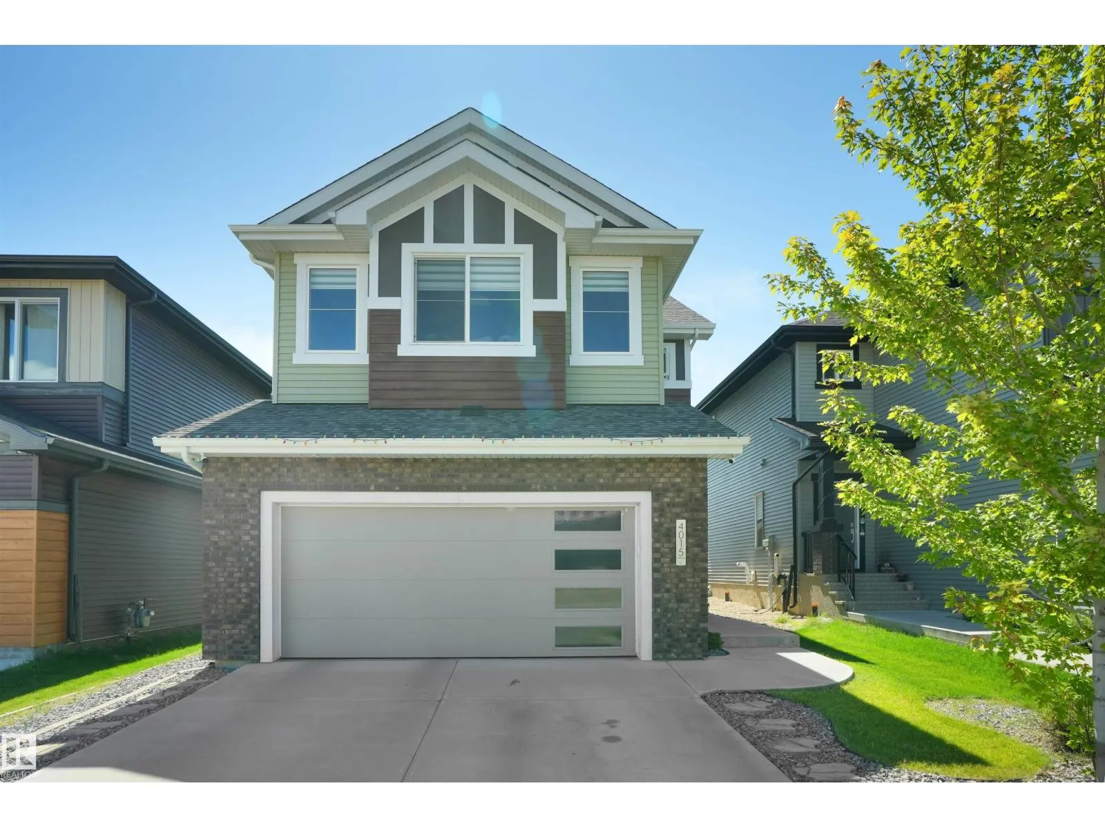 4015 6 AV SW SW