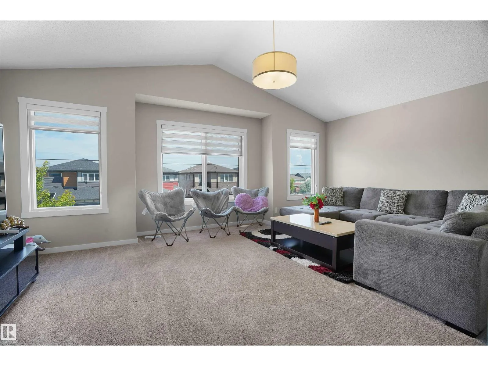4015 6 AV SW SW