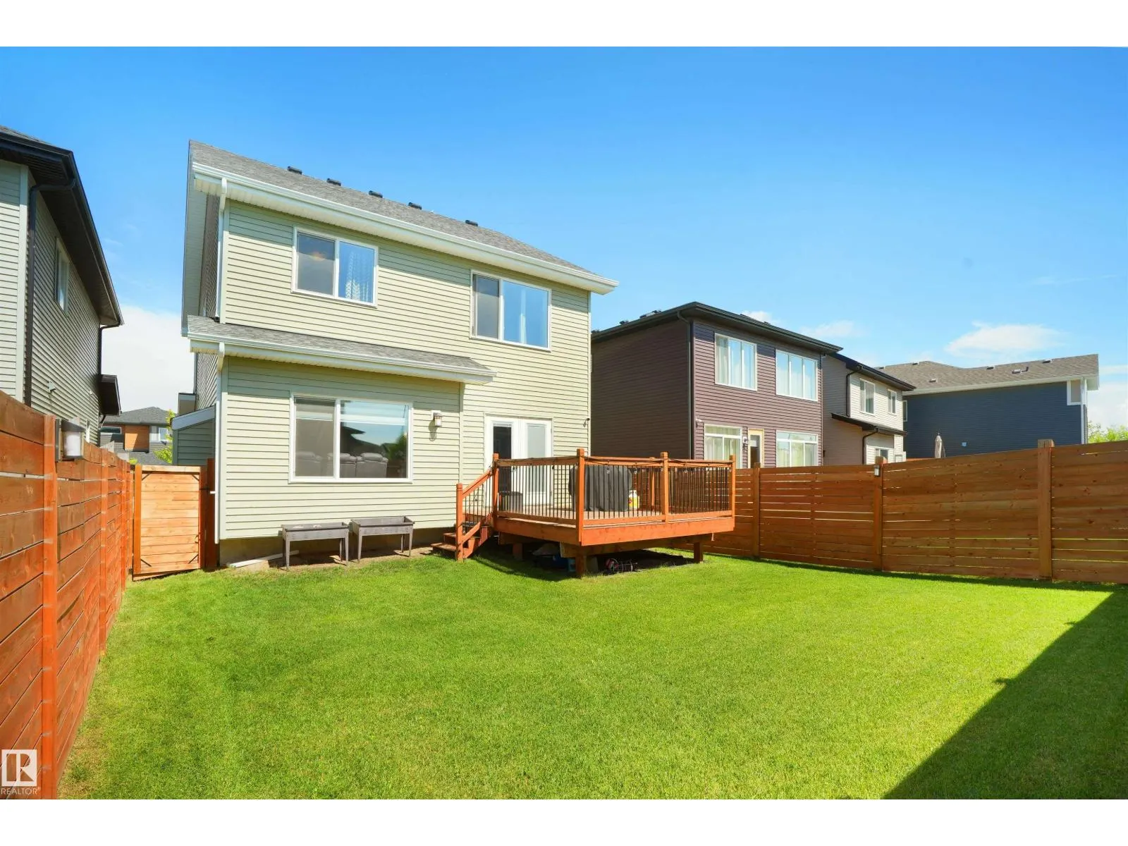 4015 6 AV SW SW