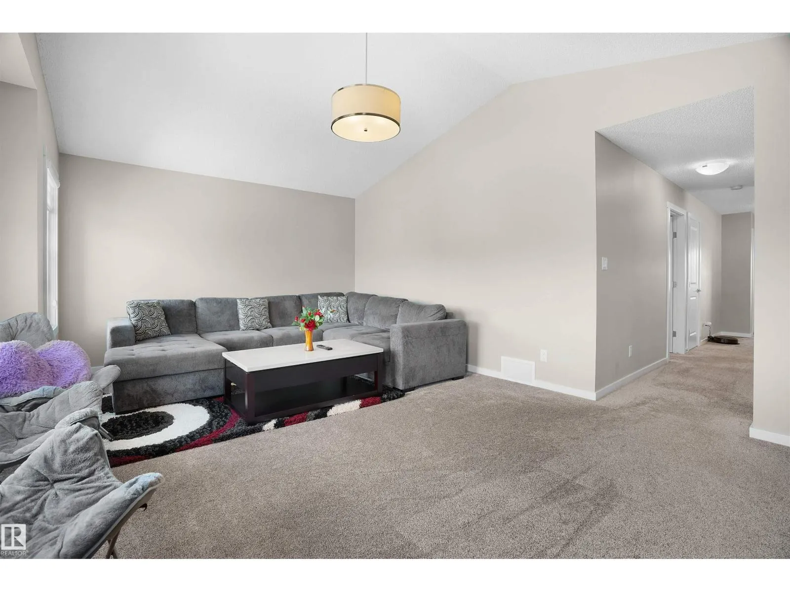 4015 6 AV SW SW