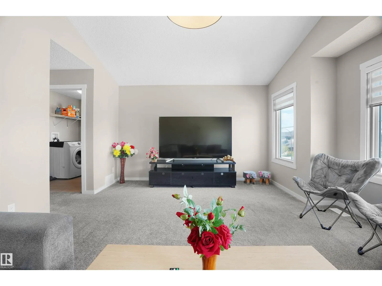 4015 6 AV SW SW