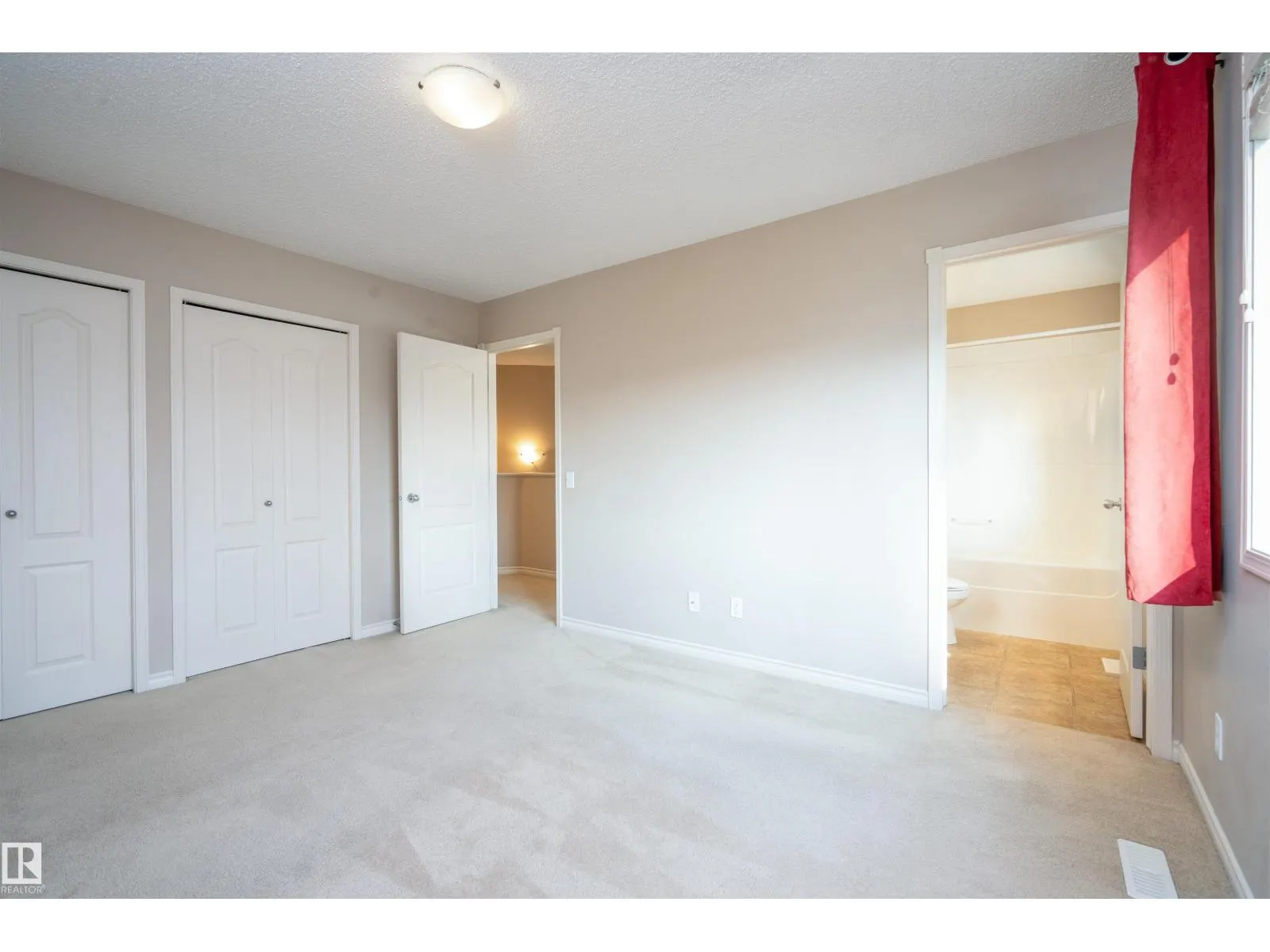 21215 59Ave NW NW