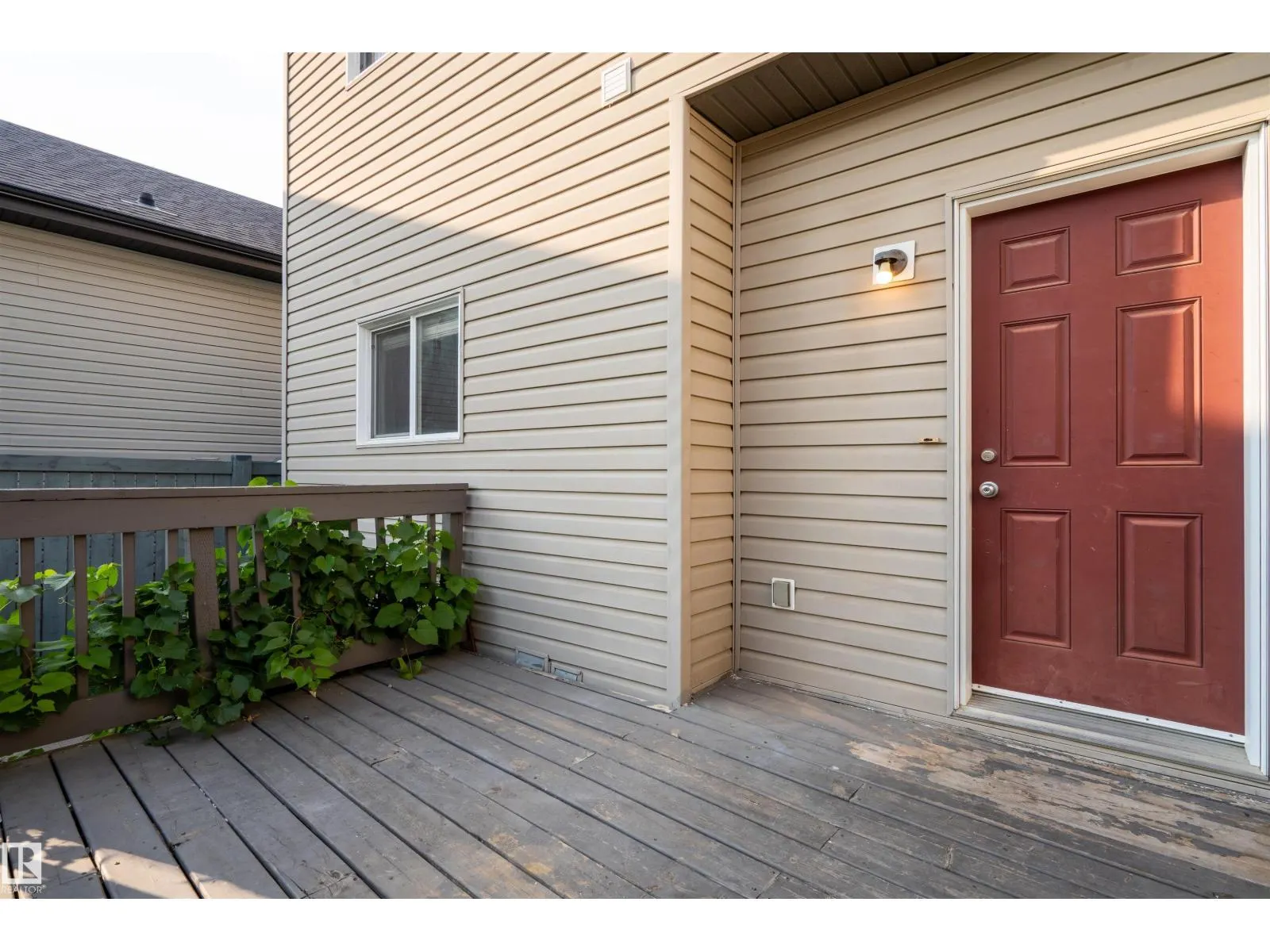 21215 59Ave NW NW