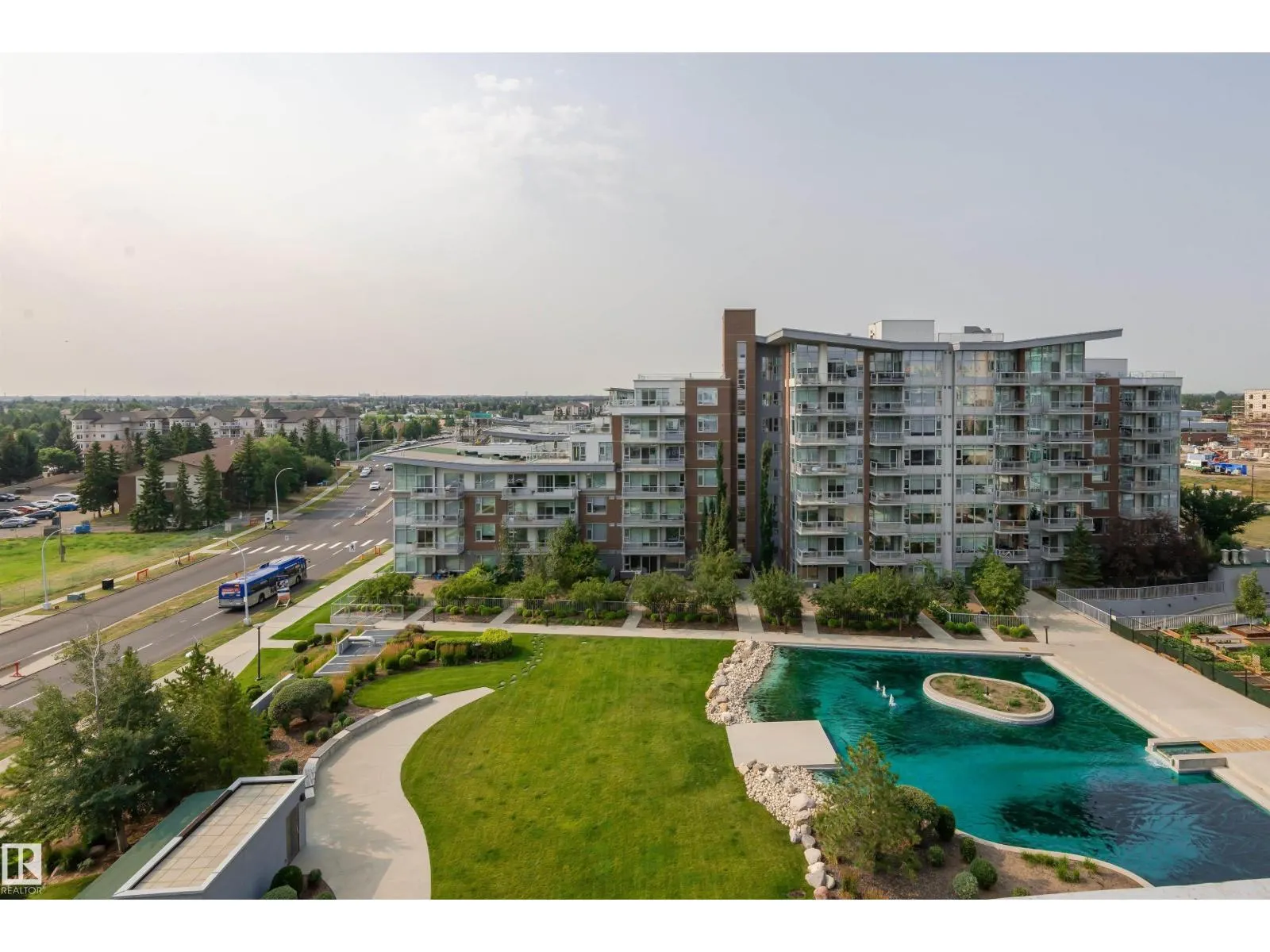 #207 2612 109 ST NW