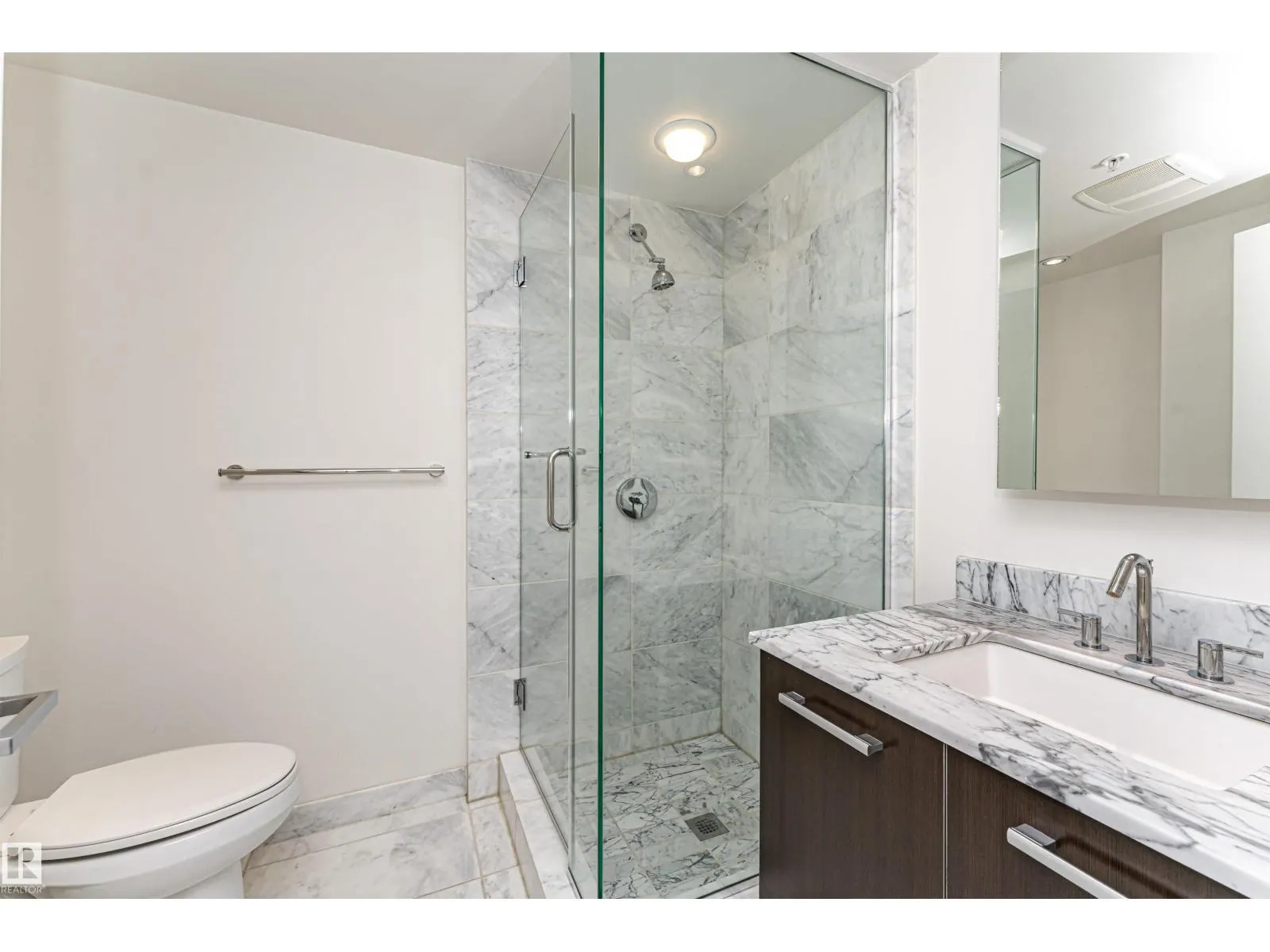 #207 2612 109 ST NW