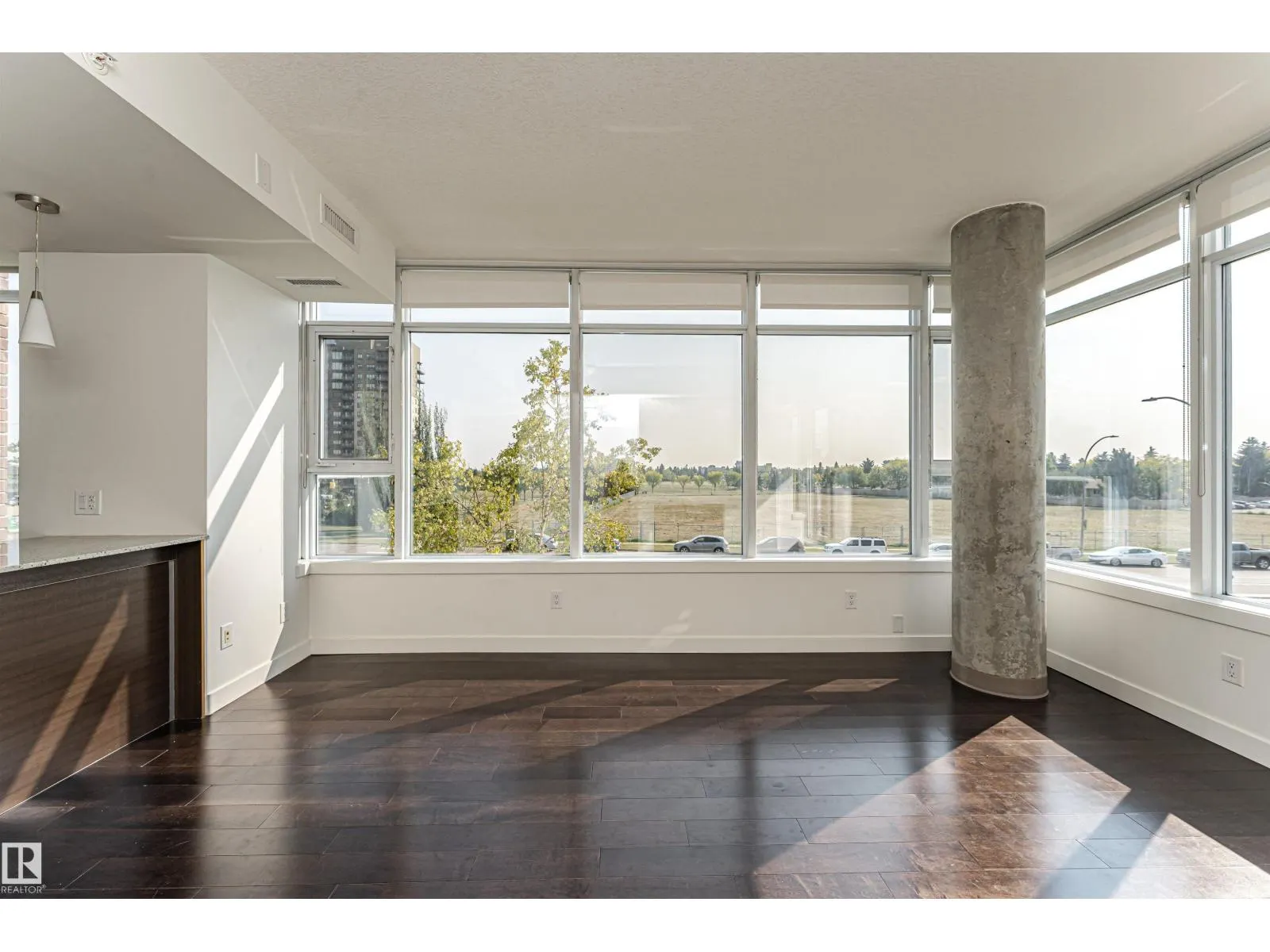 #207 2612 109 ST NW