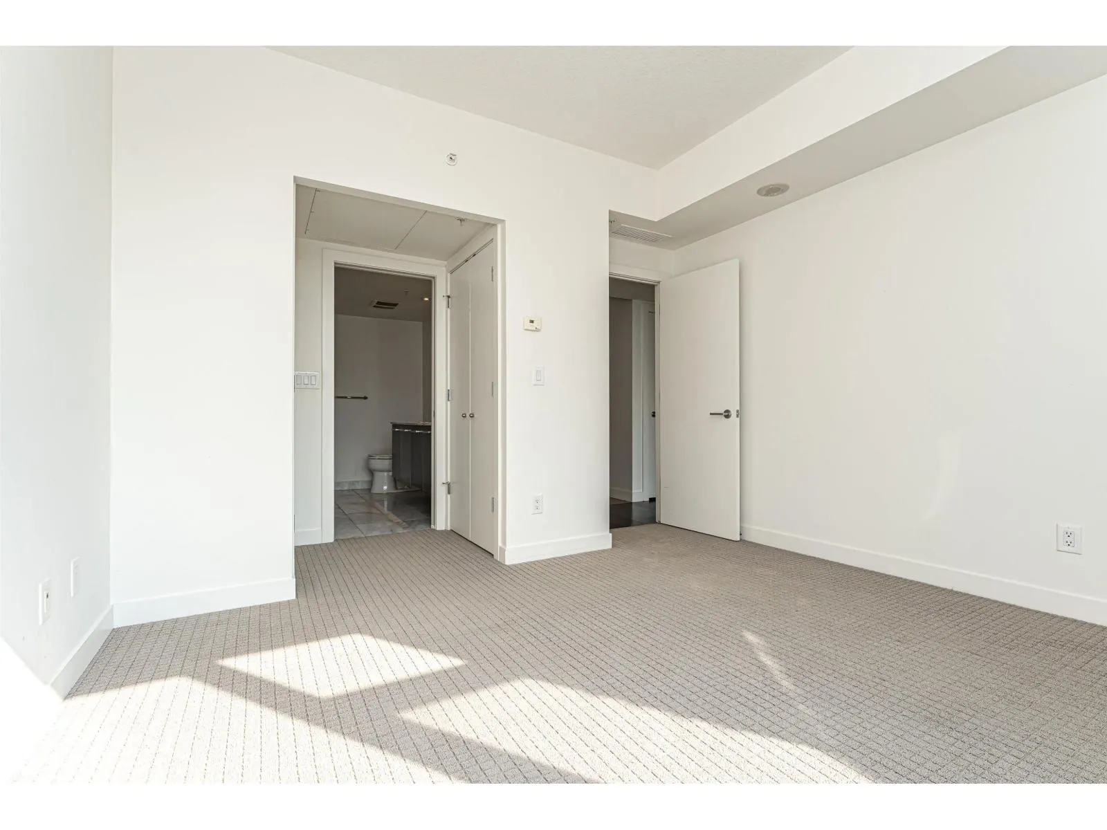 #207 2612 109 ST NW