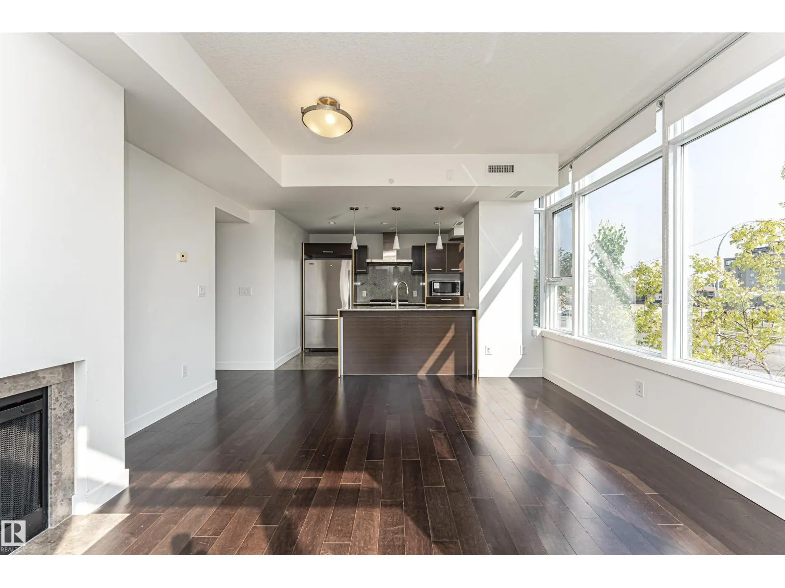 #207 2612 109 ST NW