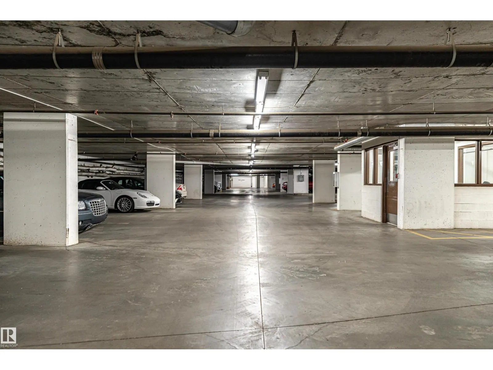 #207 2612 109 ST NW