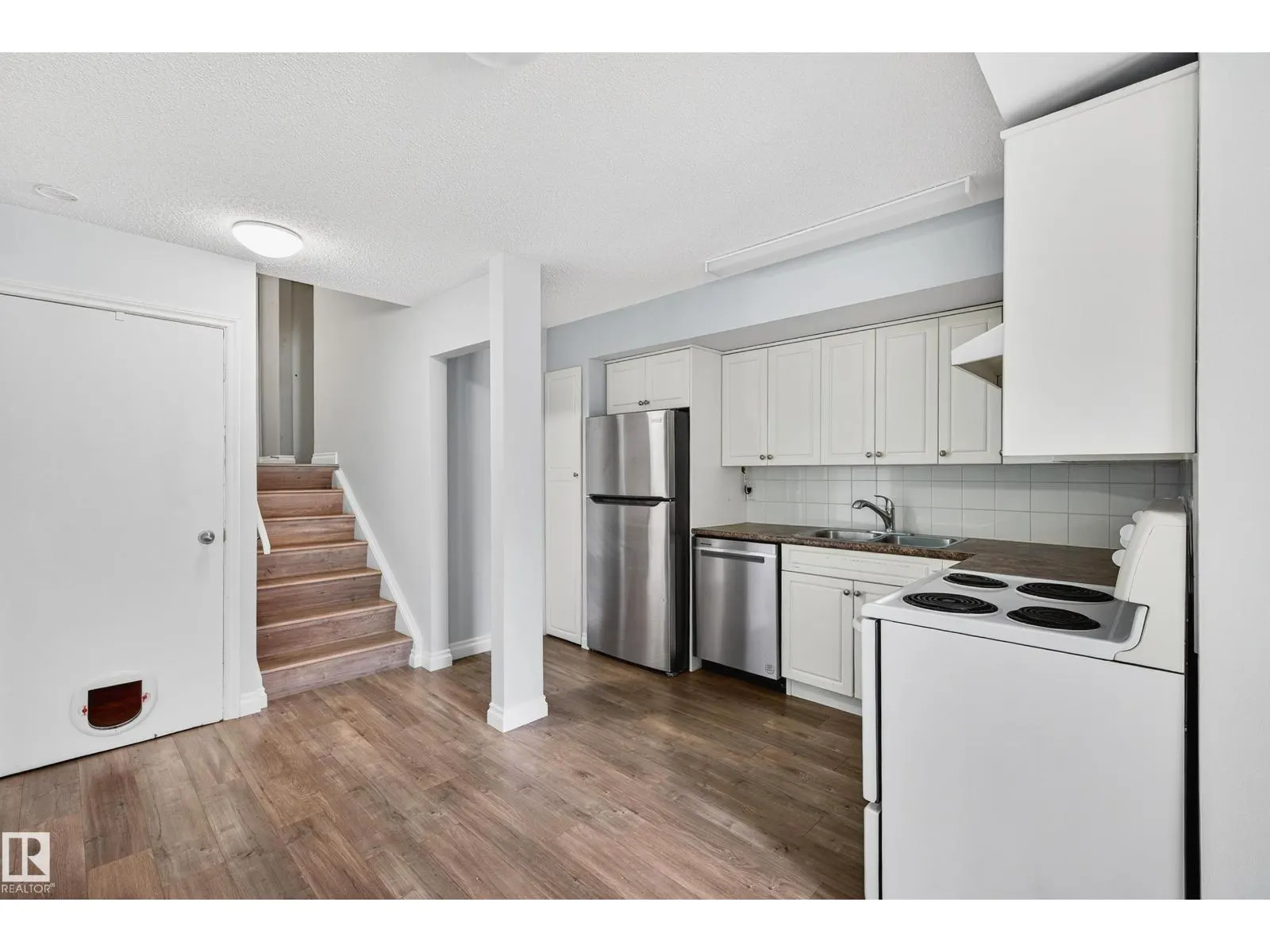 52 GRANDVIEW RG