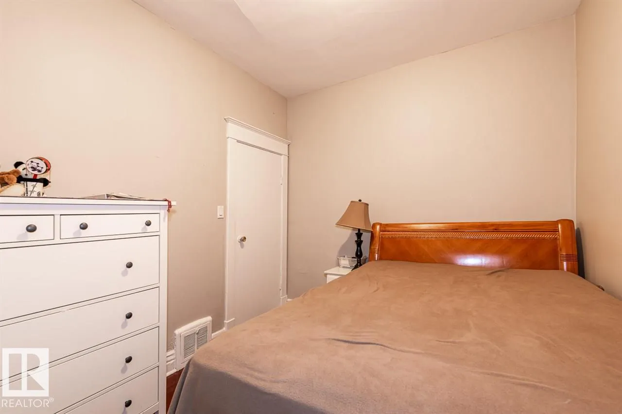 9332 106A AV NW