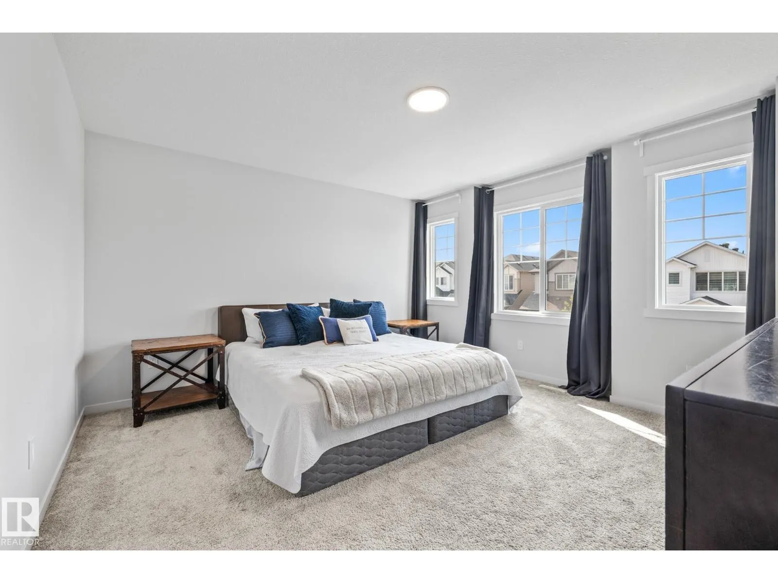 31 Dorais WY