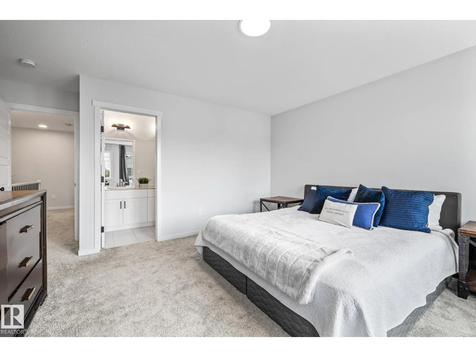 31 Dorais WY