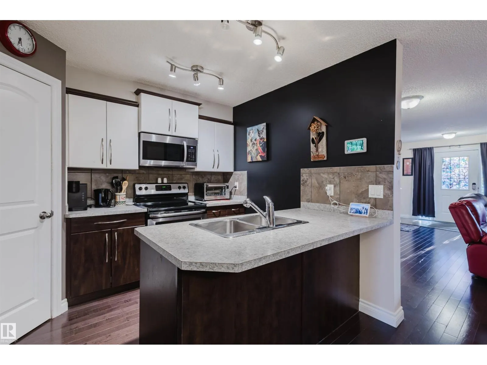 1517 RUTHERFORD RD SW