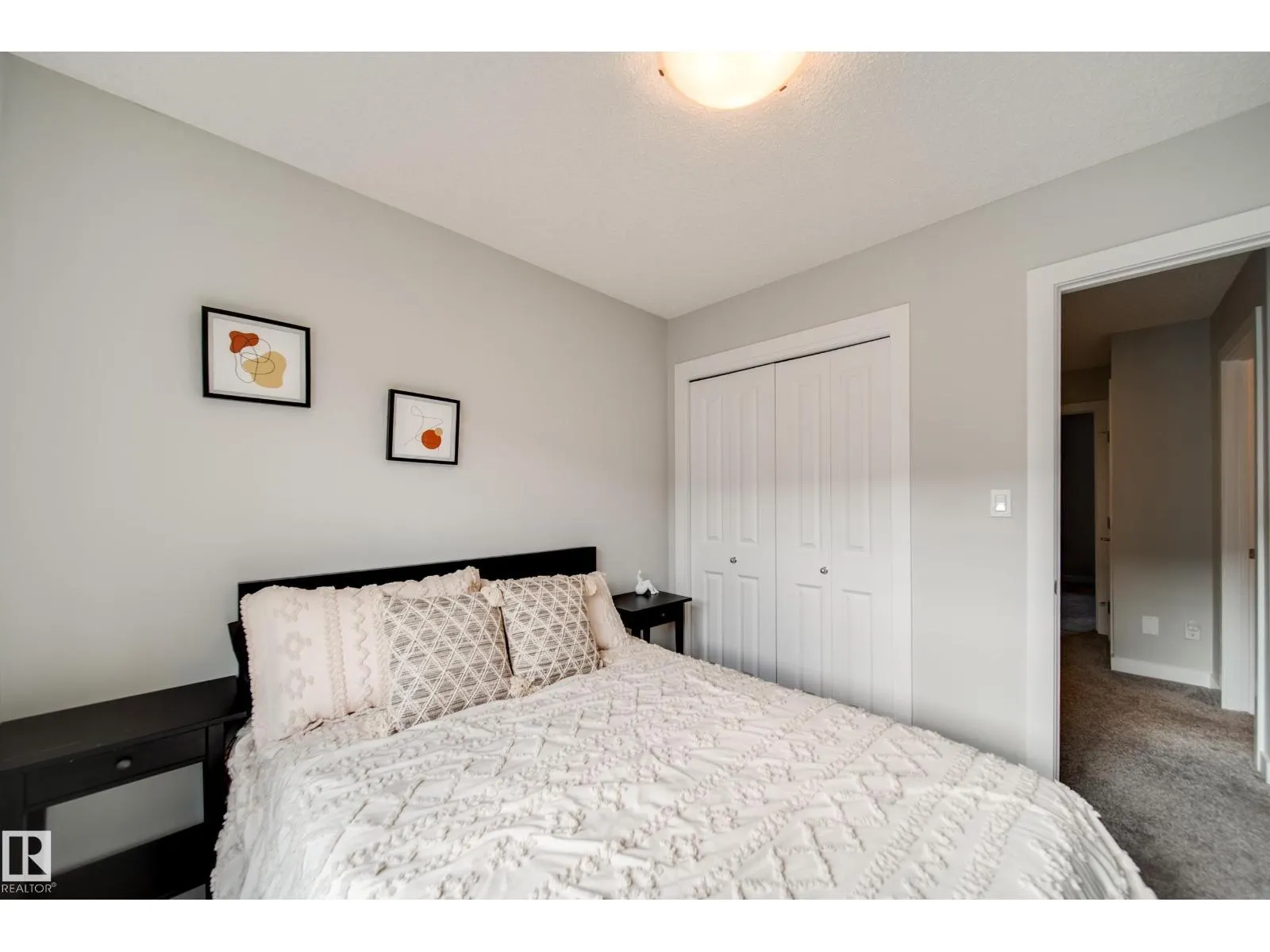 #42 2922 MAPLE WY NW