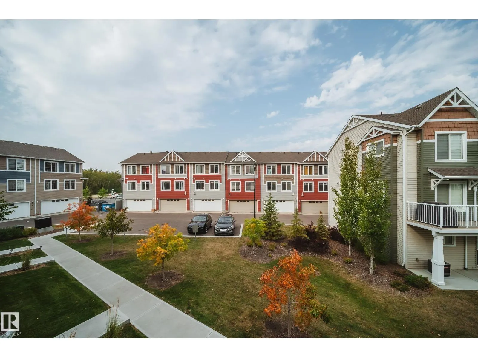 #42 2922 MAPLE WY NW