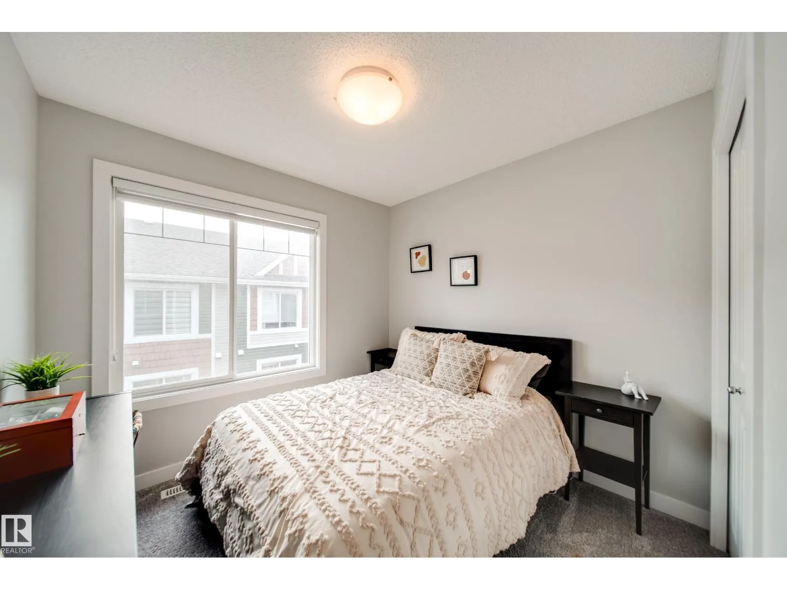 #42 2922 MAPLE WY NW