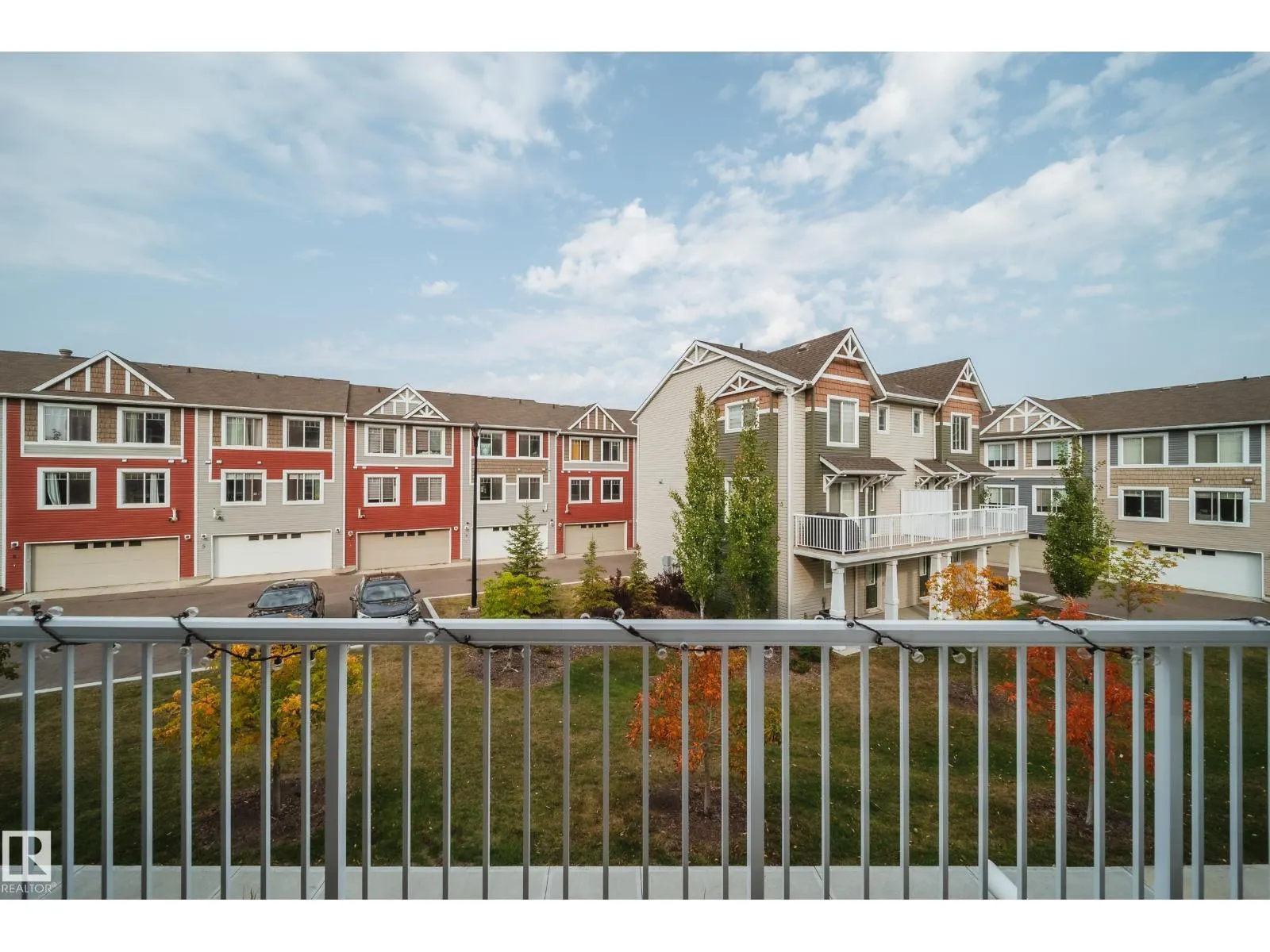 #42 2922 MAPLE WY NW