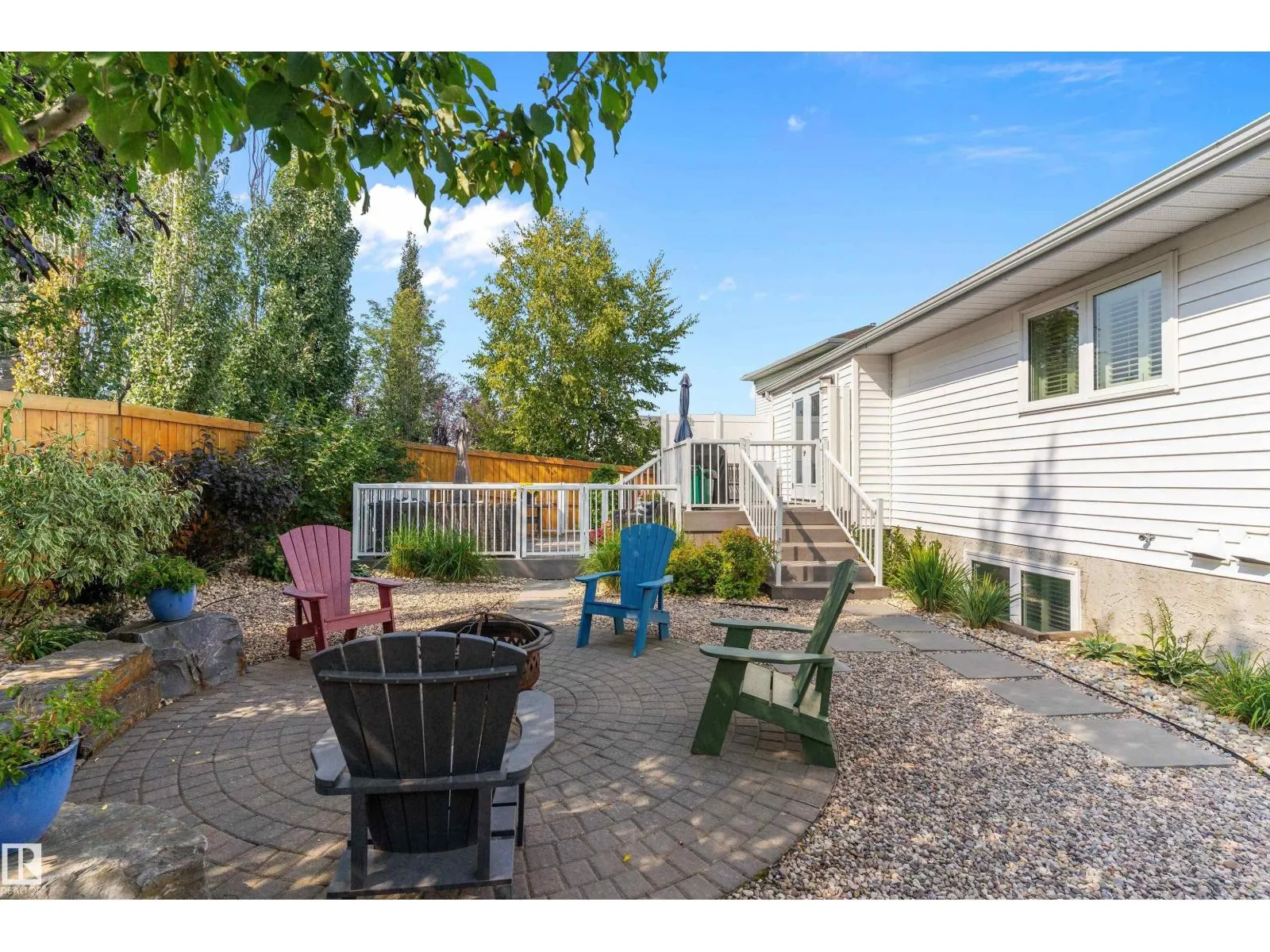 77 Meadowview DR
